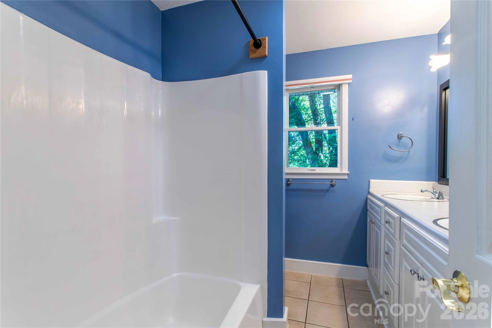 73 Cresent Drive - Photo 10