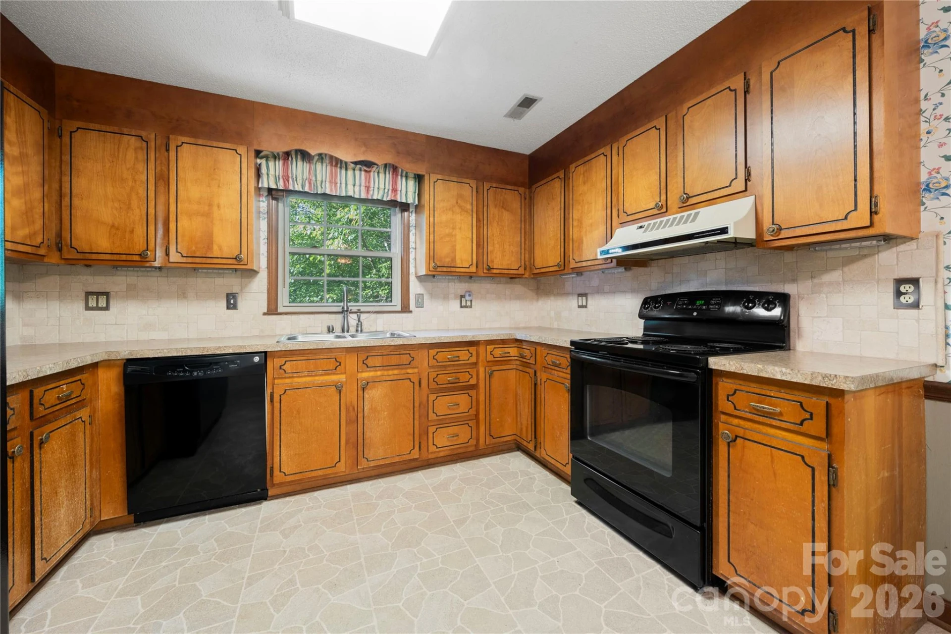 7119 Clear Crossing Lane - Photo 8