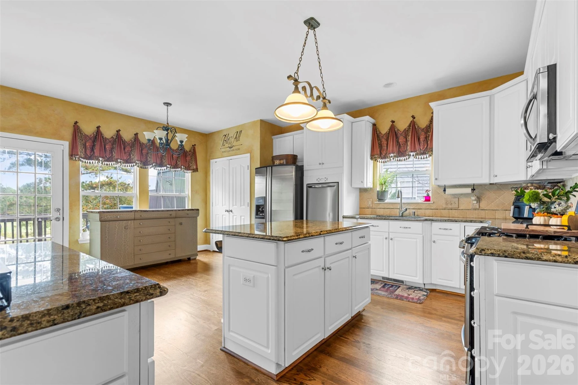 7710 Ninth Fairway Lane - Photo 12