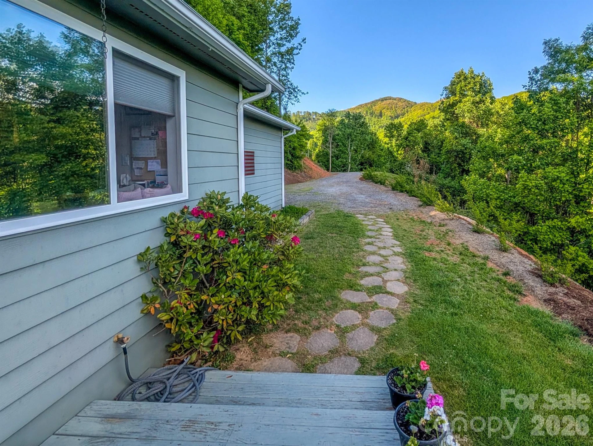 305 Majestic Mountain Drive - Photo 43