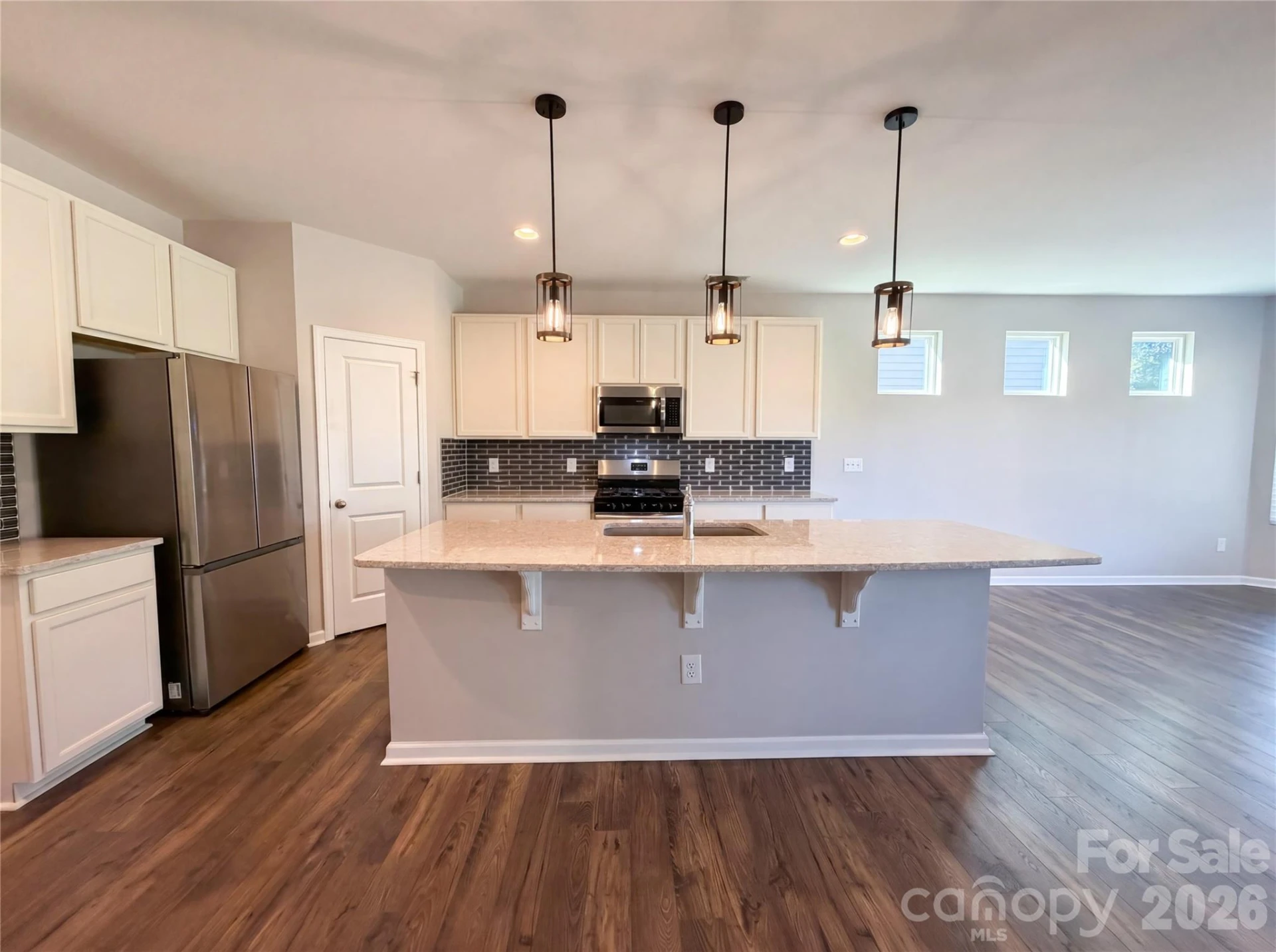 440 Shallowford Drive - Photo 2
