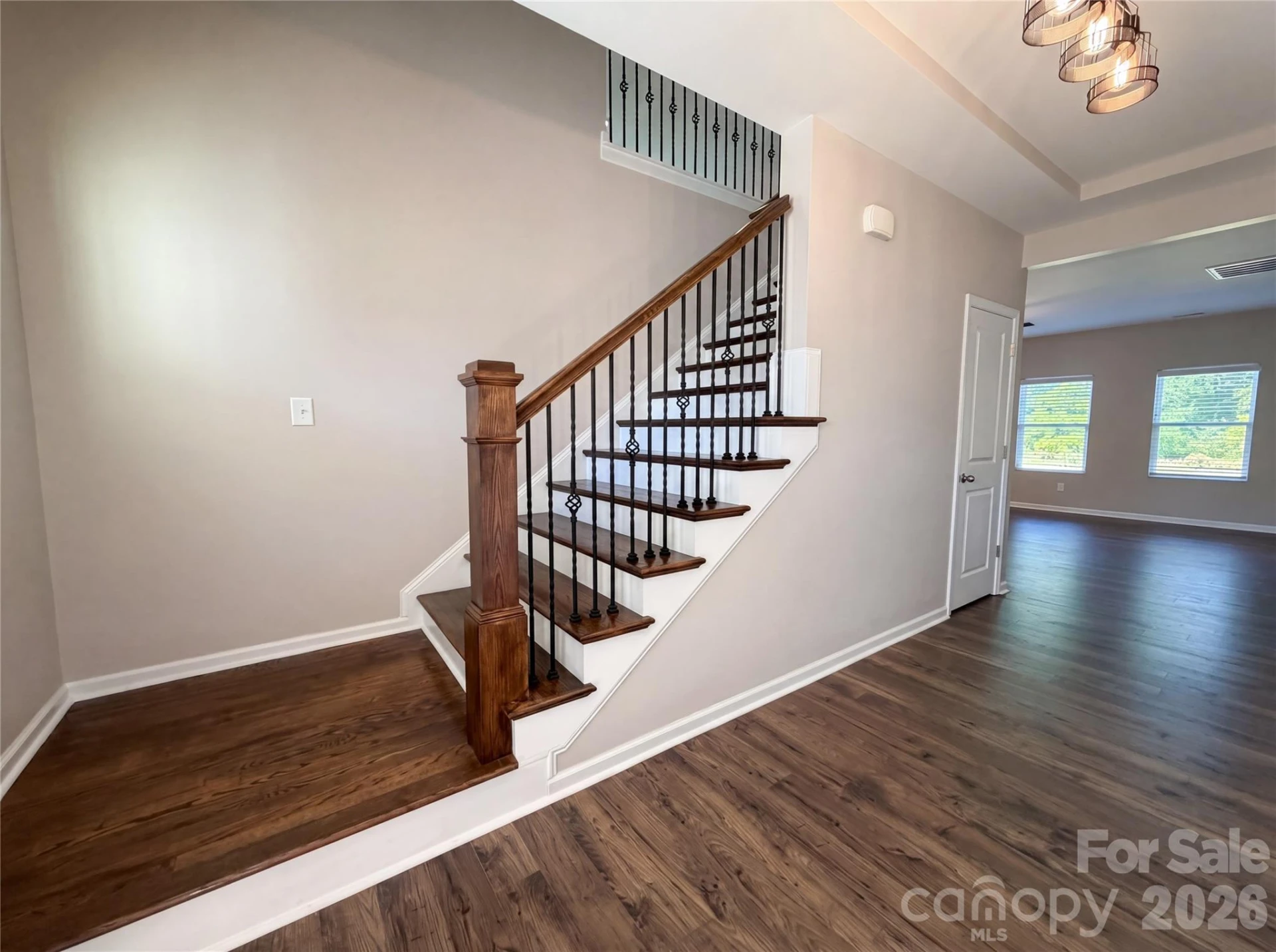440 Shallowford Drive - Photo 8