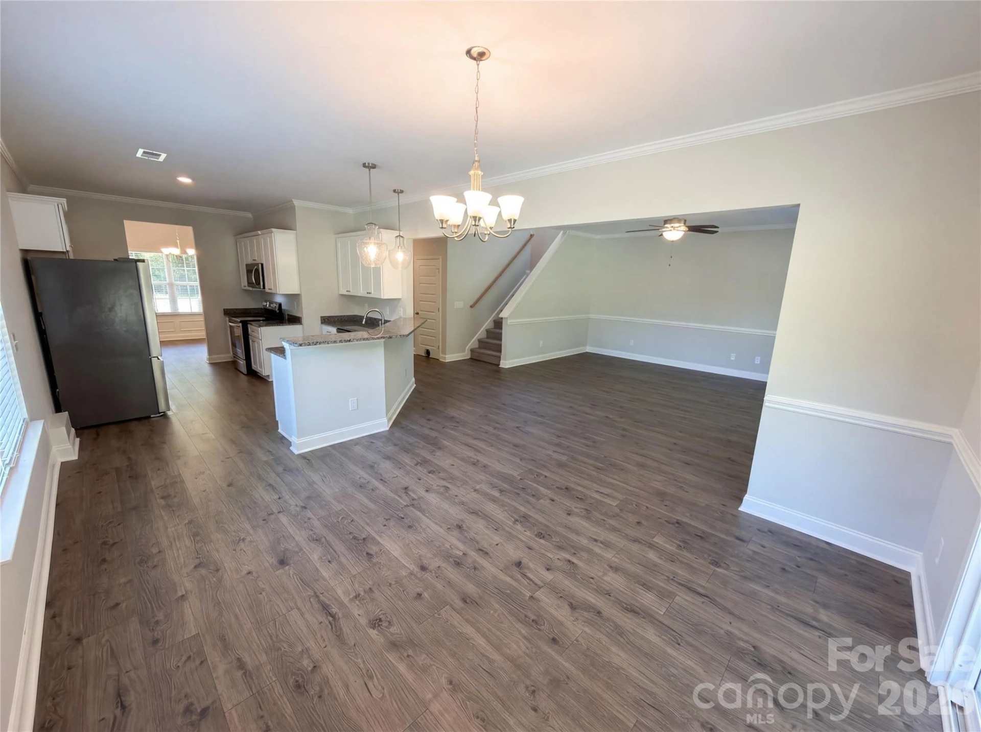 4918 Griffith Road - Photo 8