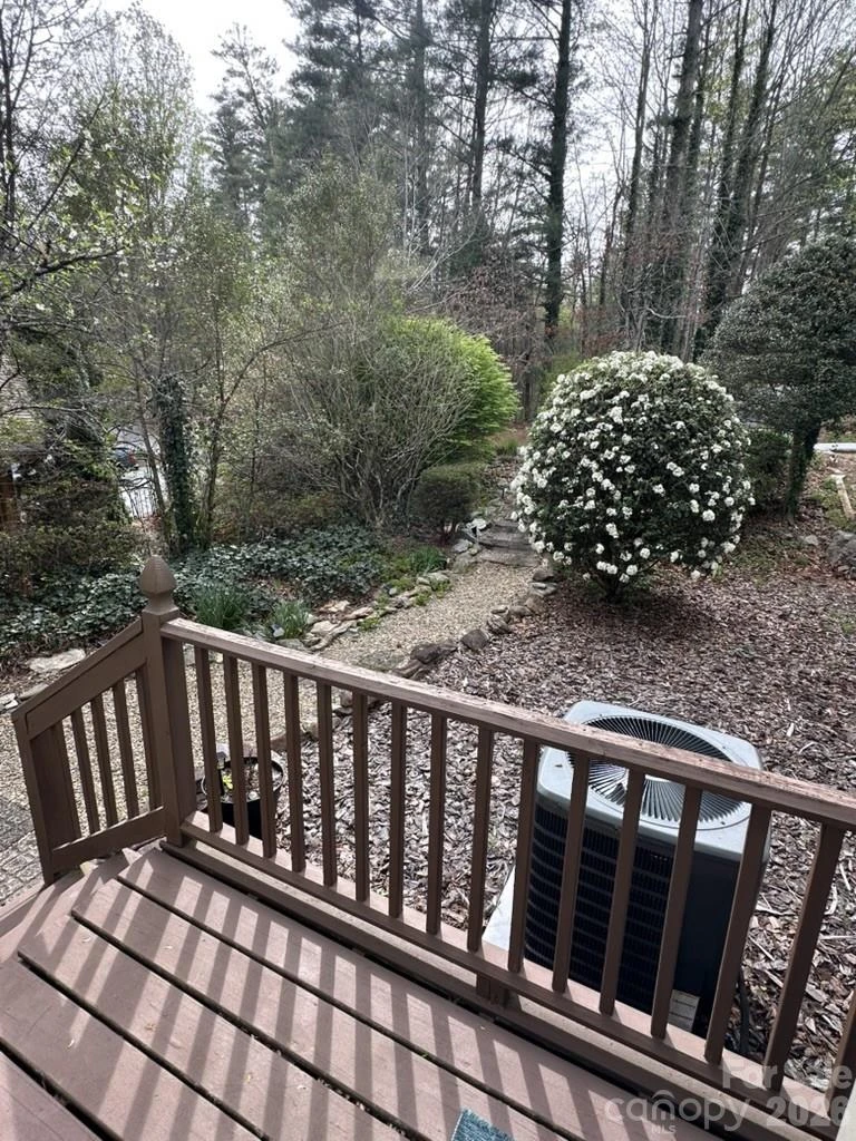 99 Willow Way - Photo 8