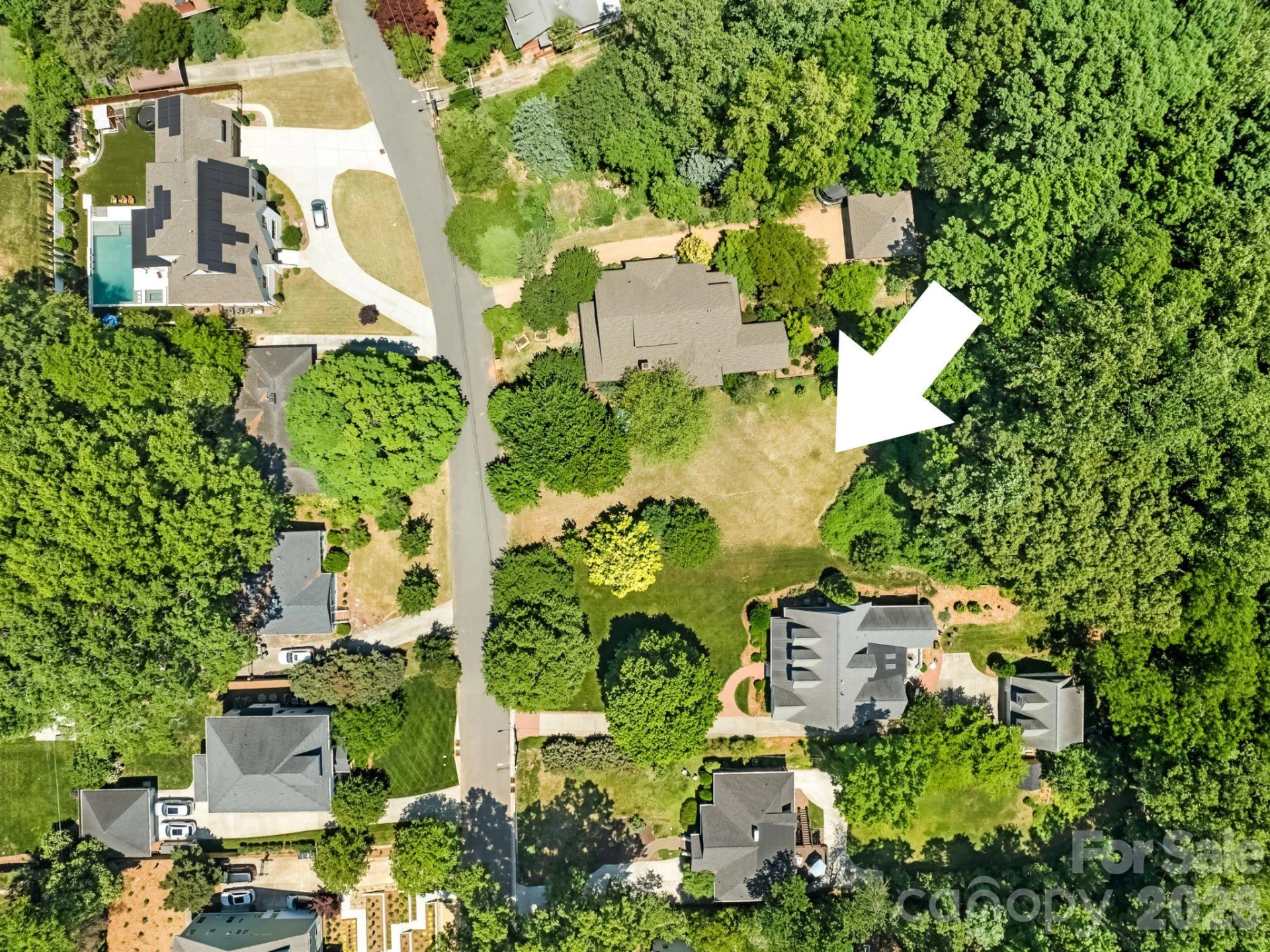 3137 Fairfax Drive - Photo 4