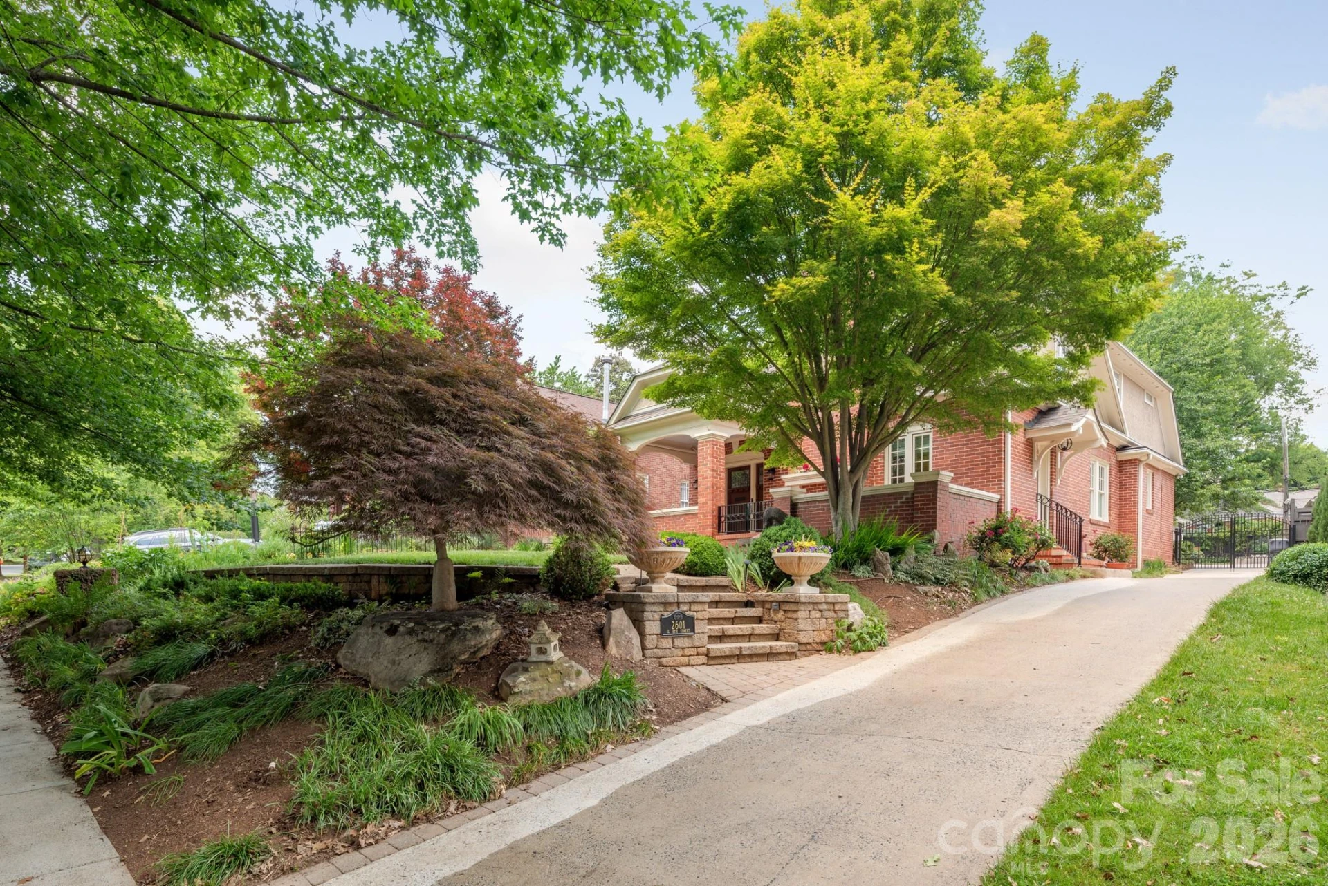 2601 5th Street - Photo 2