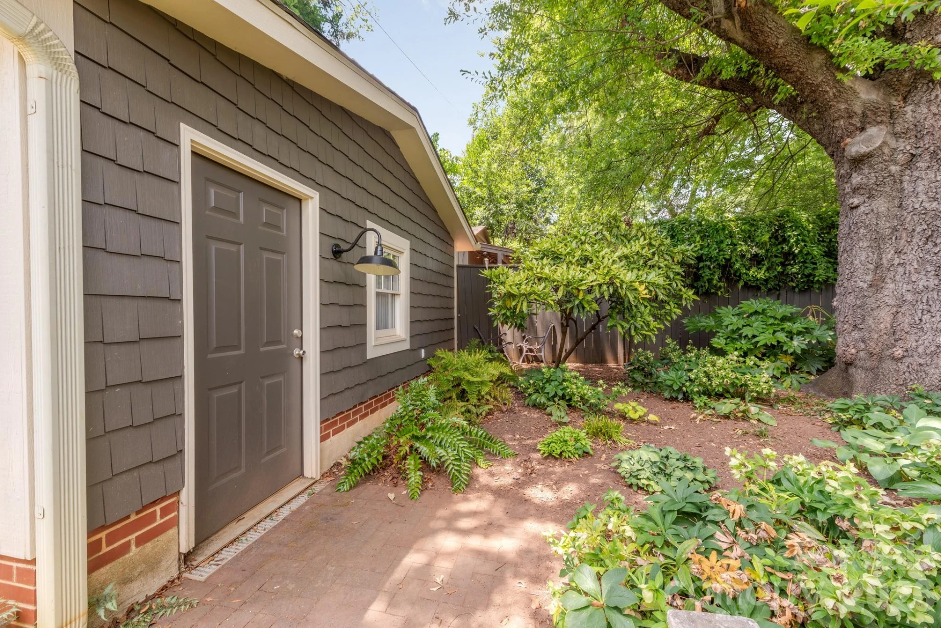 2601 5th Street - Photo 33