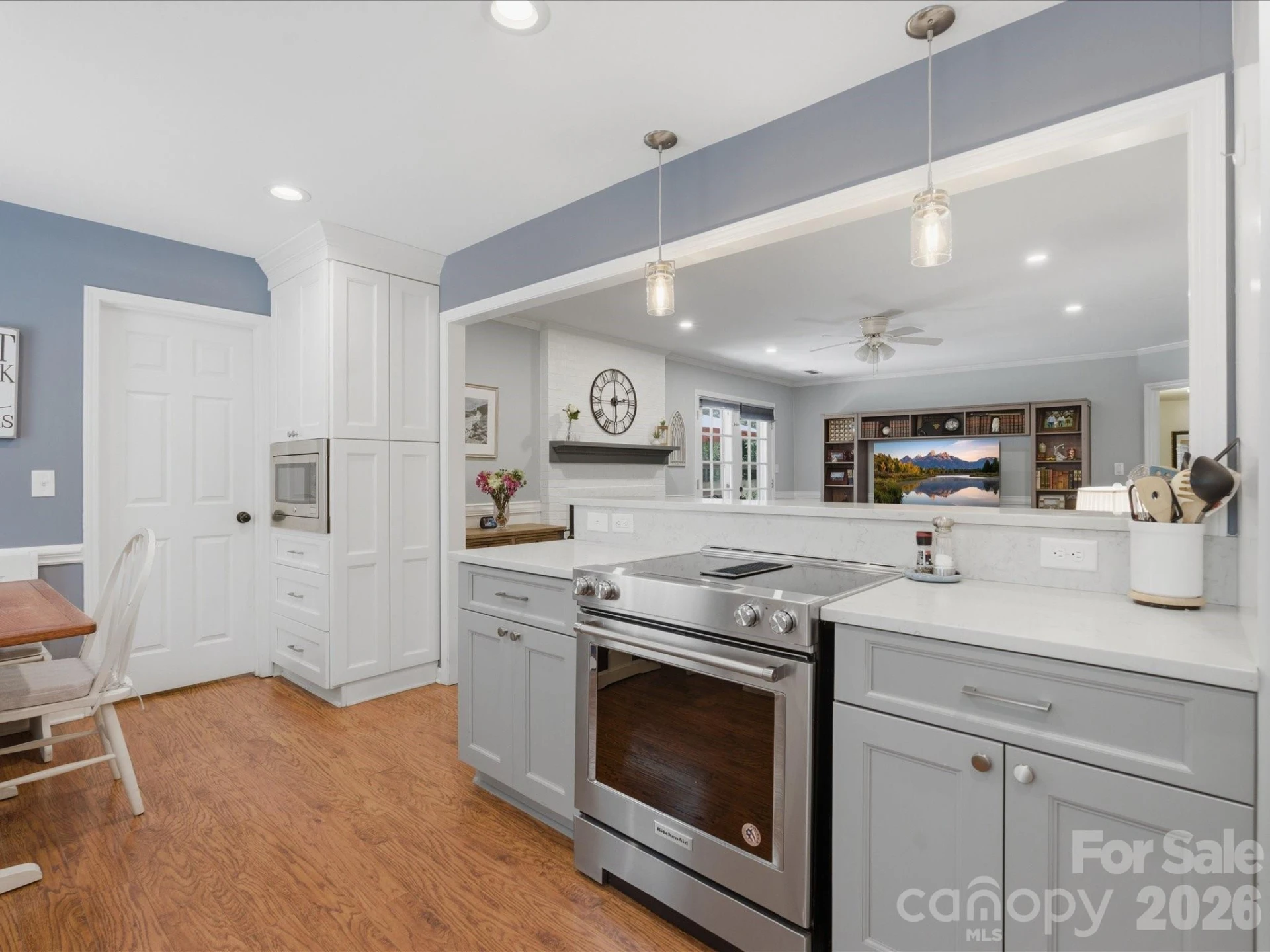 7102 Graburn Road - Photo 11