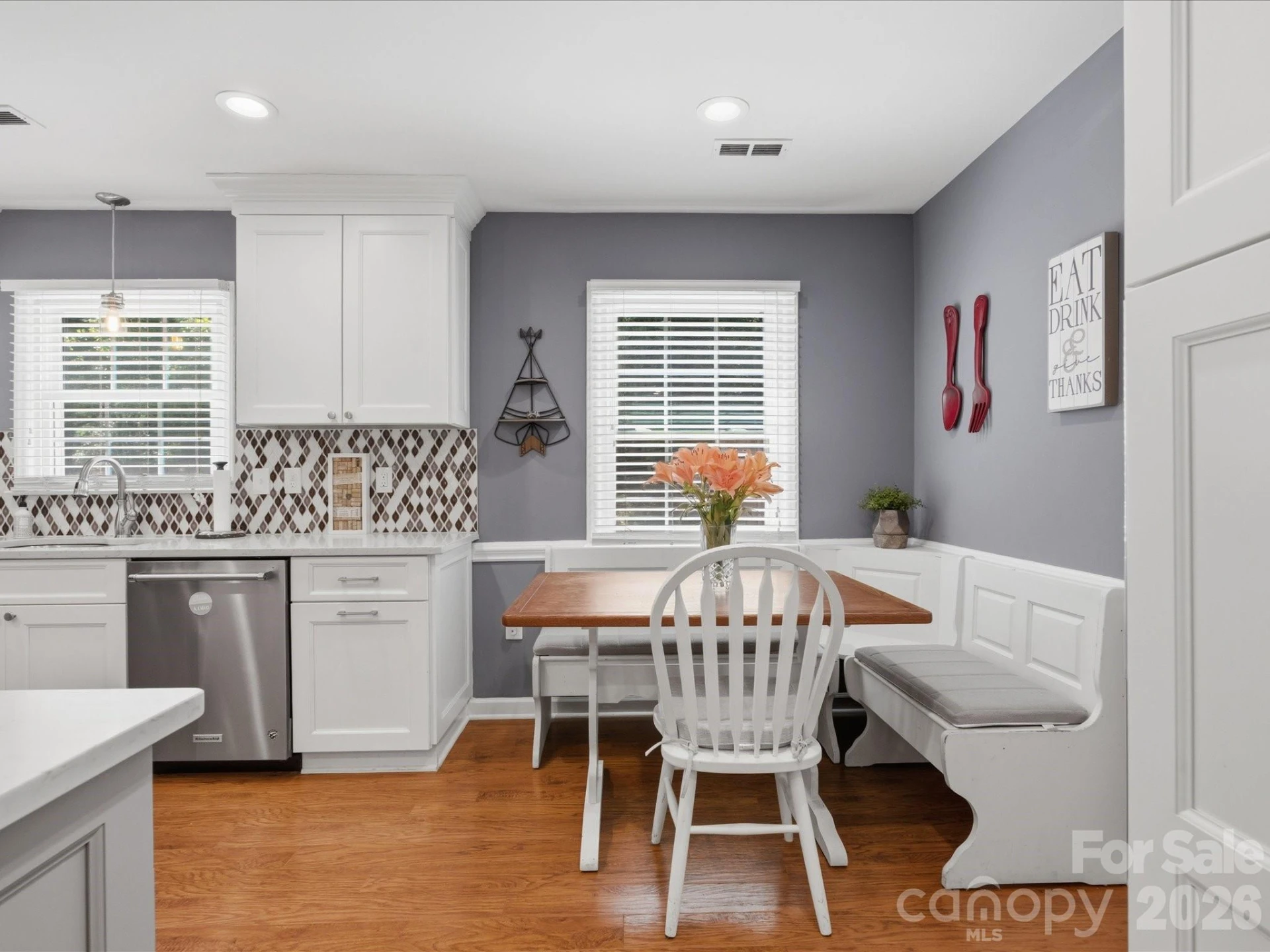 7102 Graburn Road - Photo 15