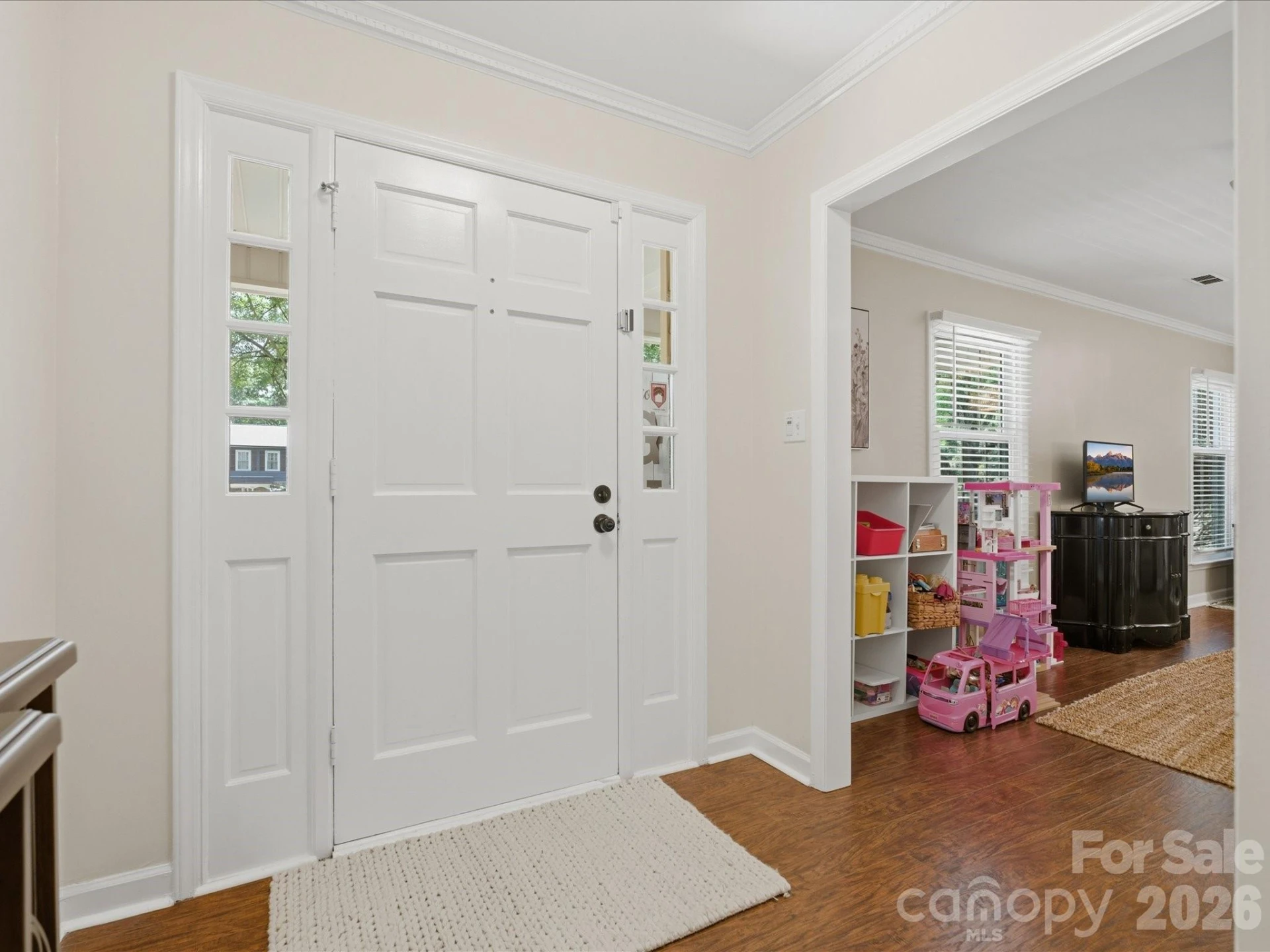 7102 Graburn Road - Photo 5