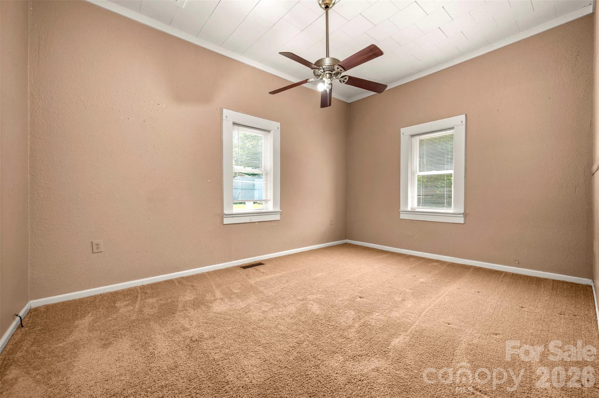 288 Middle Street - Photo 15