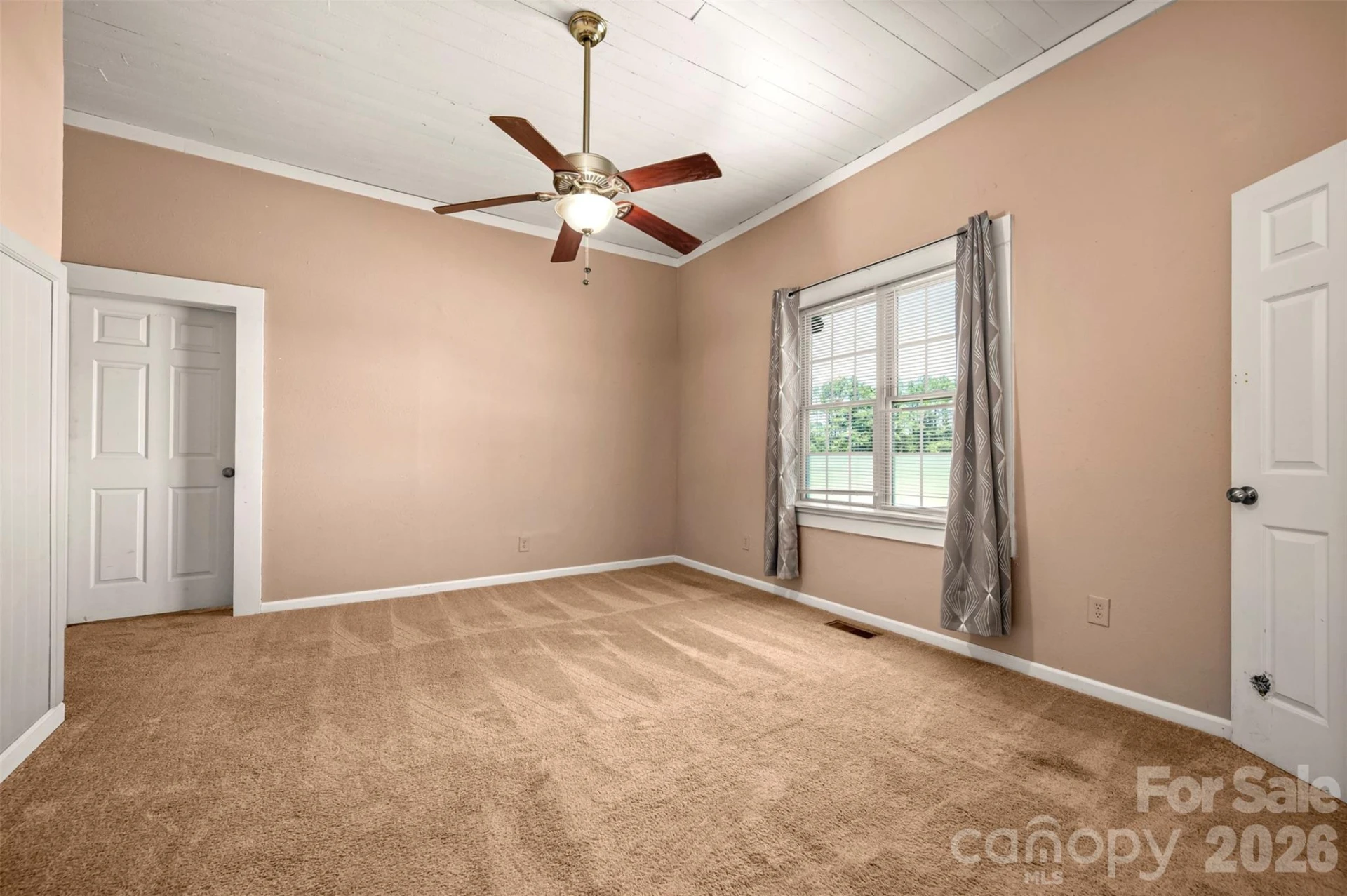 288 Middle Street - Photo 19