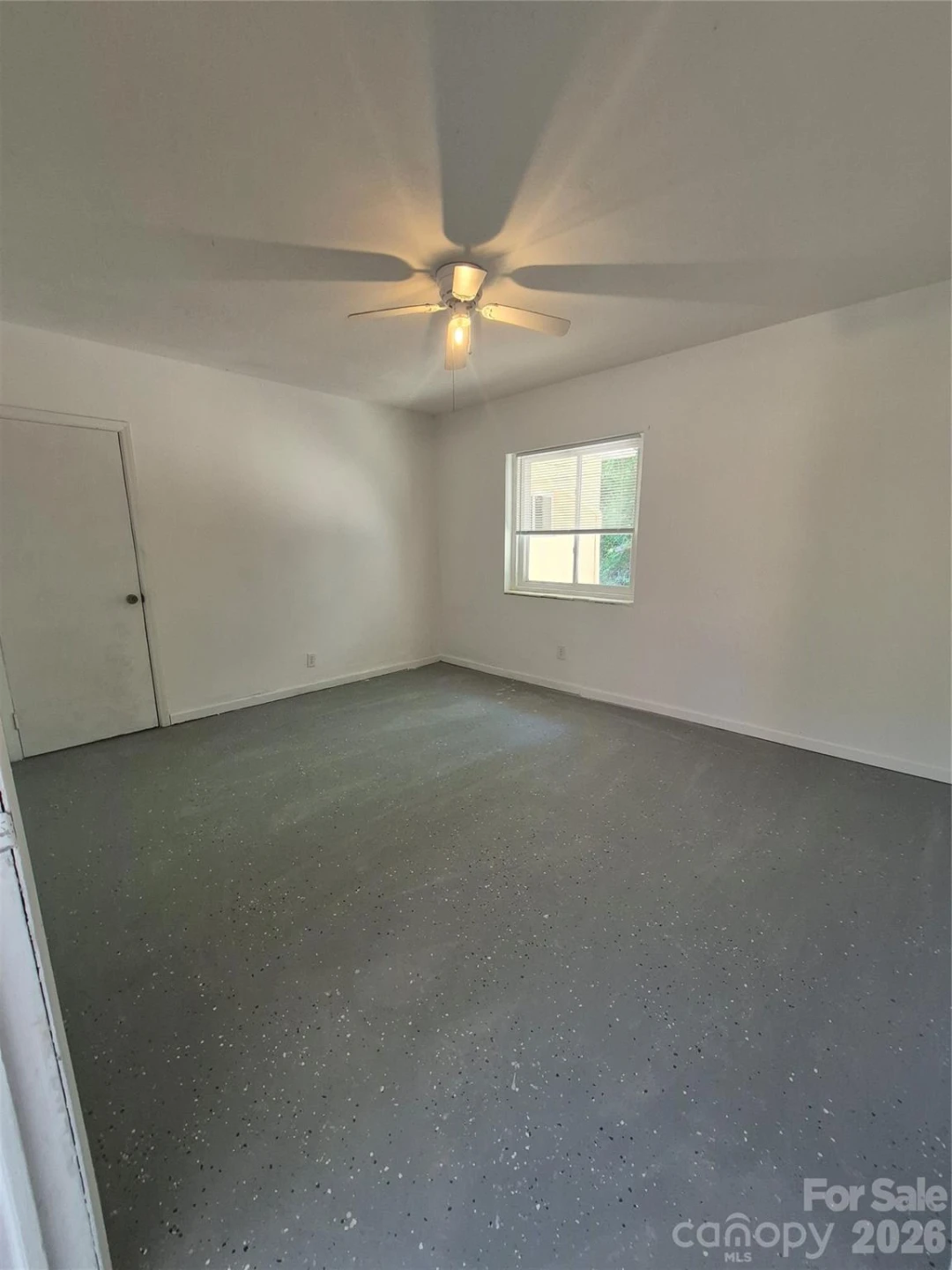 1745 Meadowbrook Terrace - Photo 18