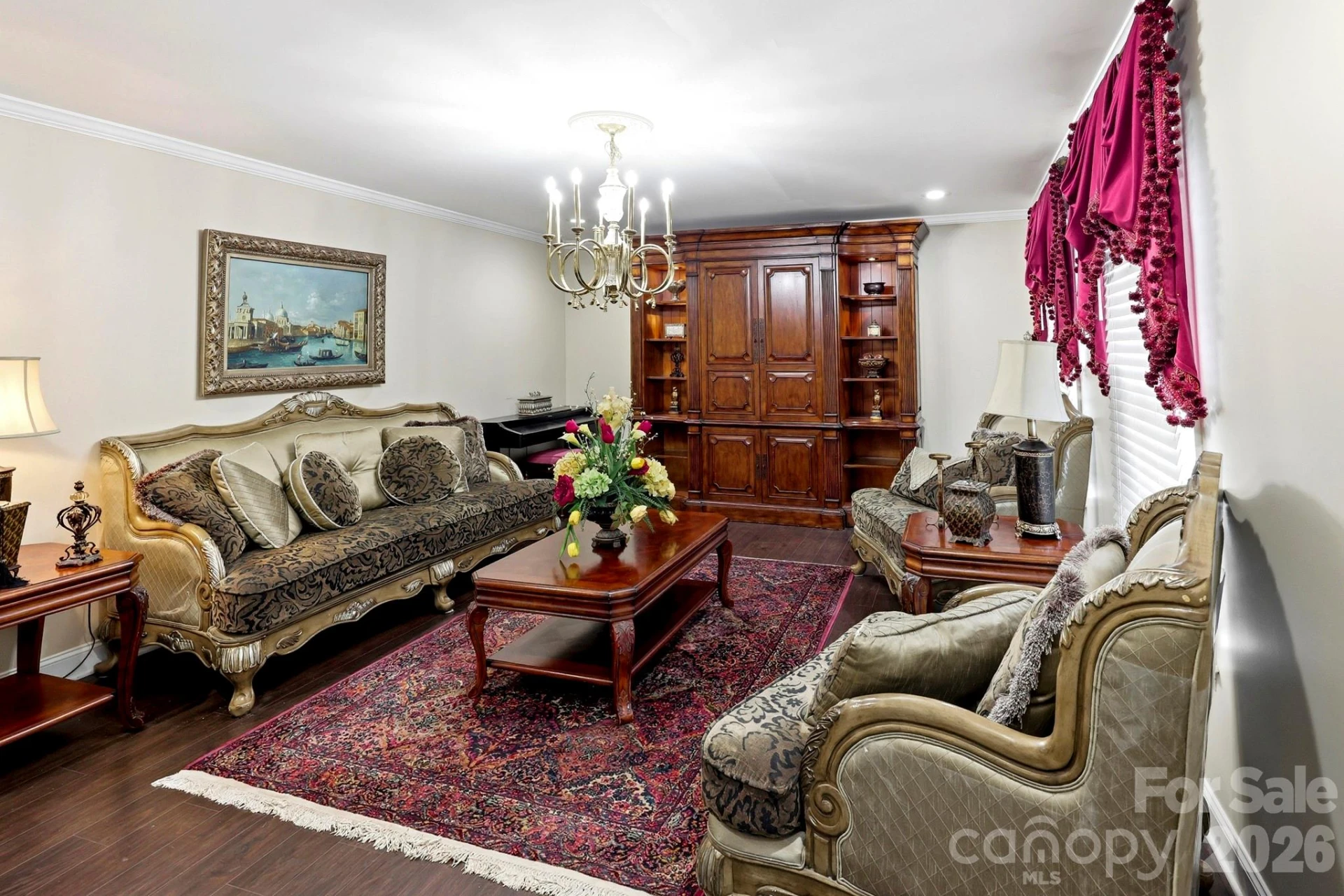 327 Sherry Street - Photo 2