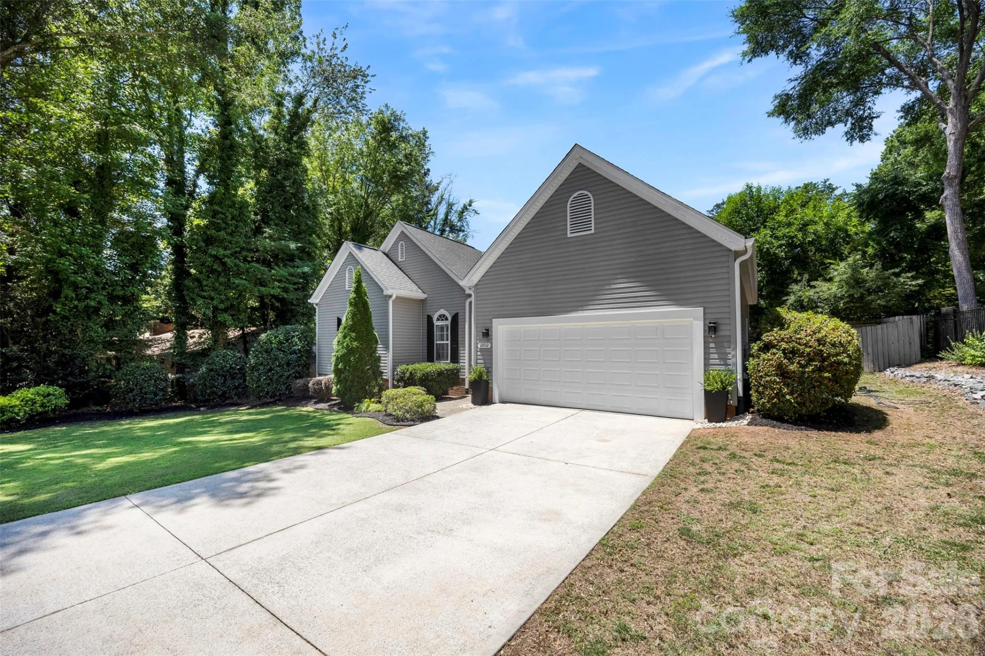 21012 Entrada Drive - Photo 4