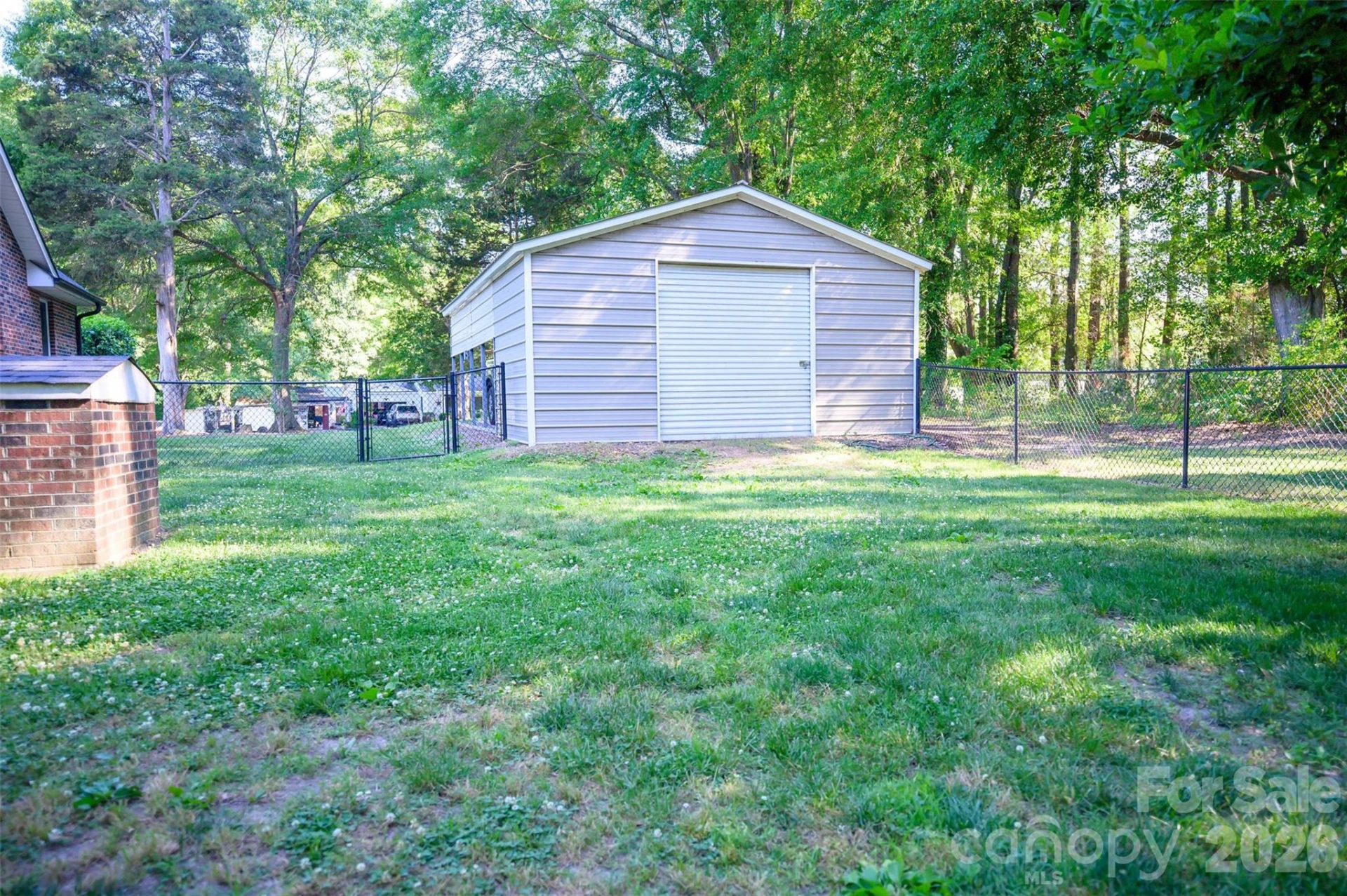 1240 Petes Road - Photo 33