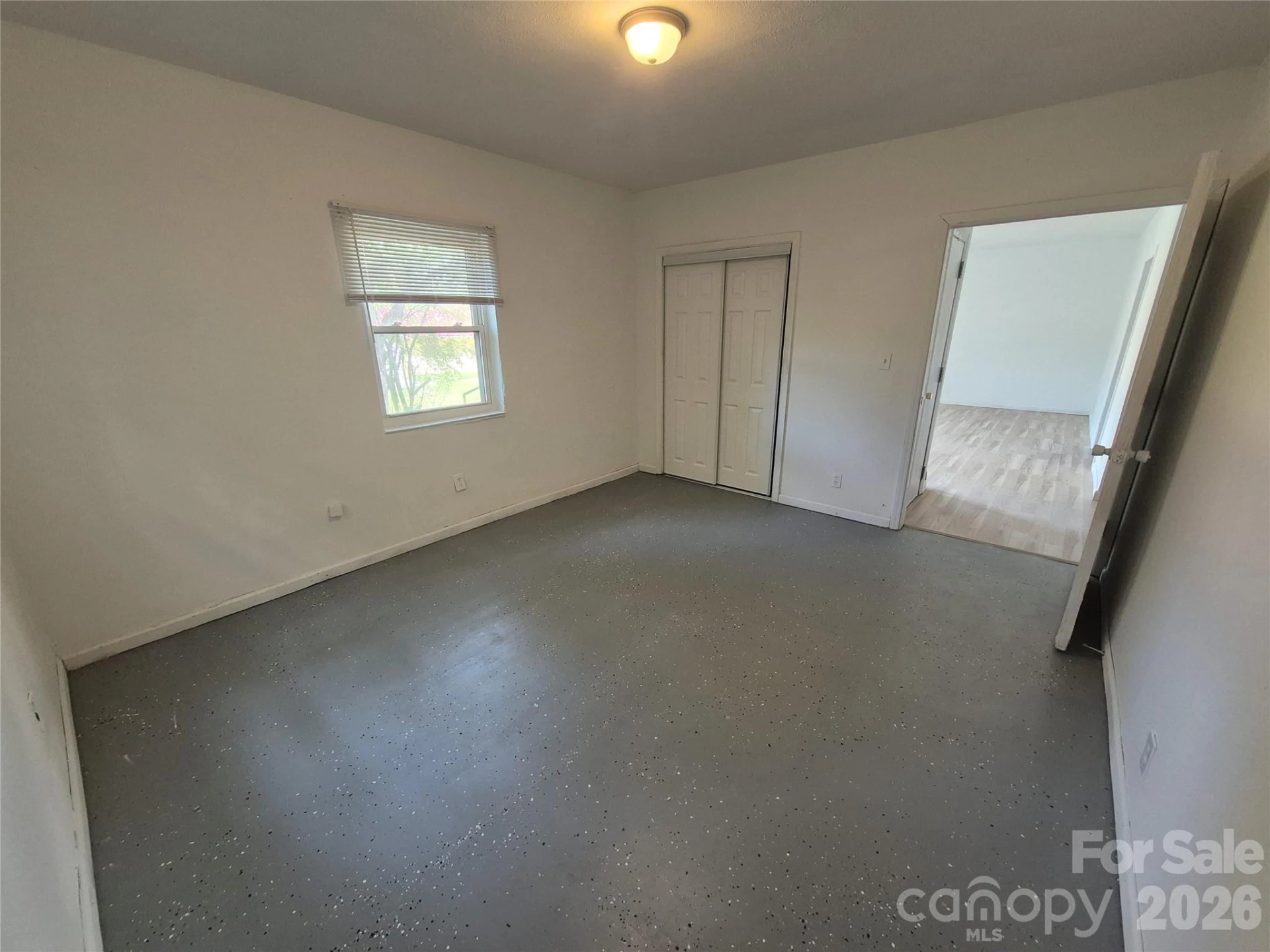 1745 Meadowbrook Terrace - Photo 16