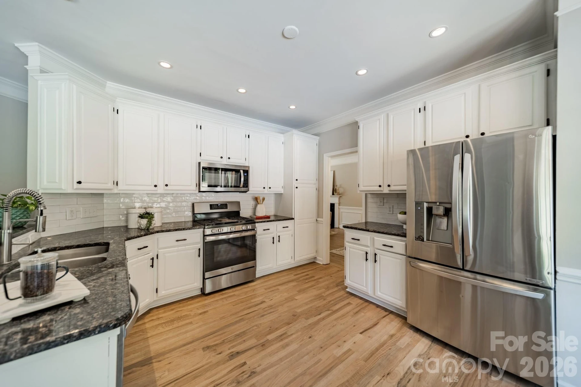 7240 Cobblecreek Drive - Photo 16