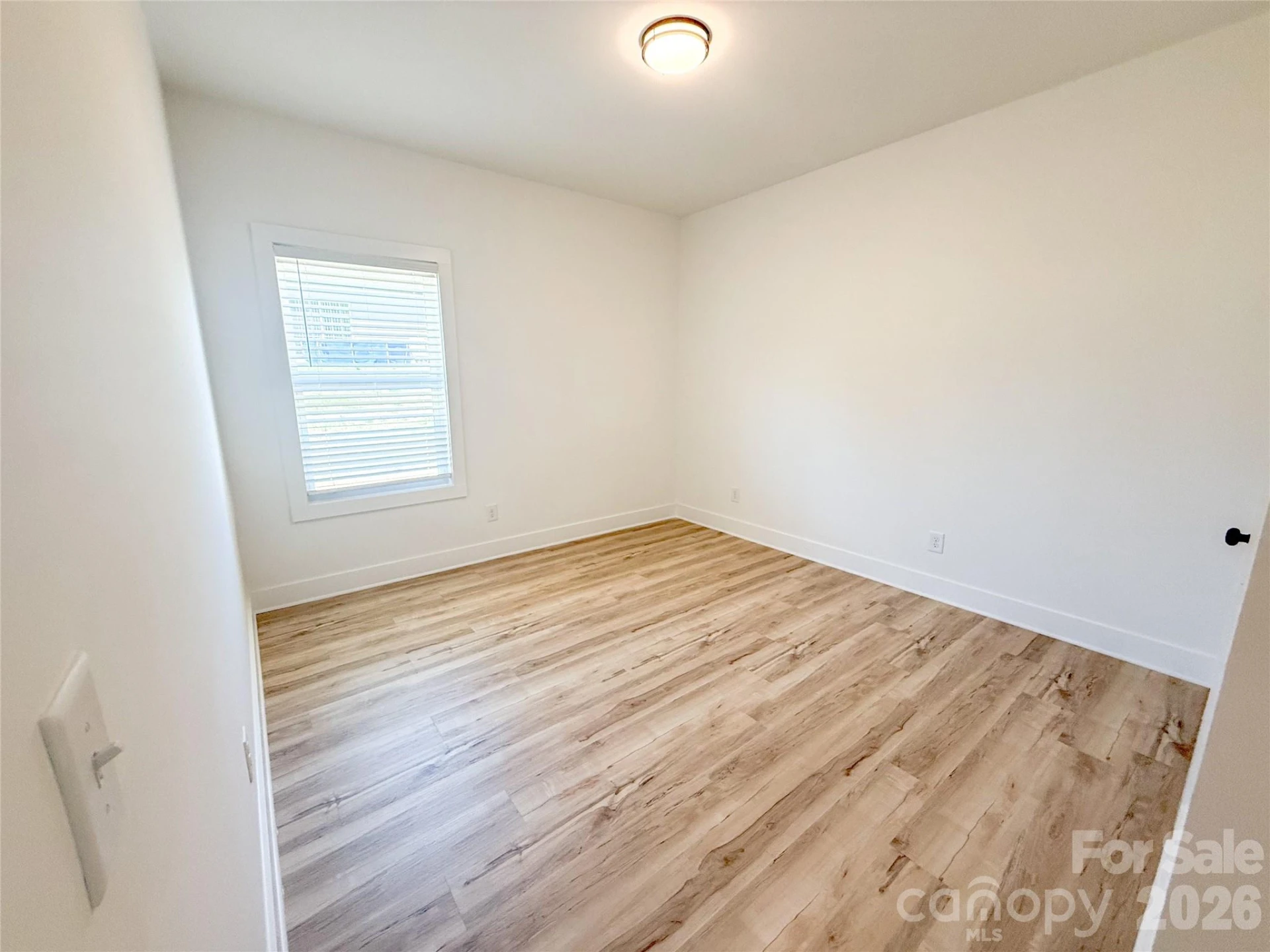 707 Robin Avenue - Photo 17