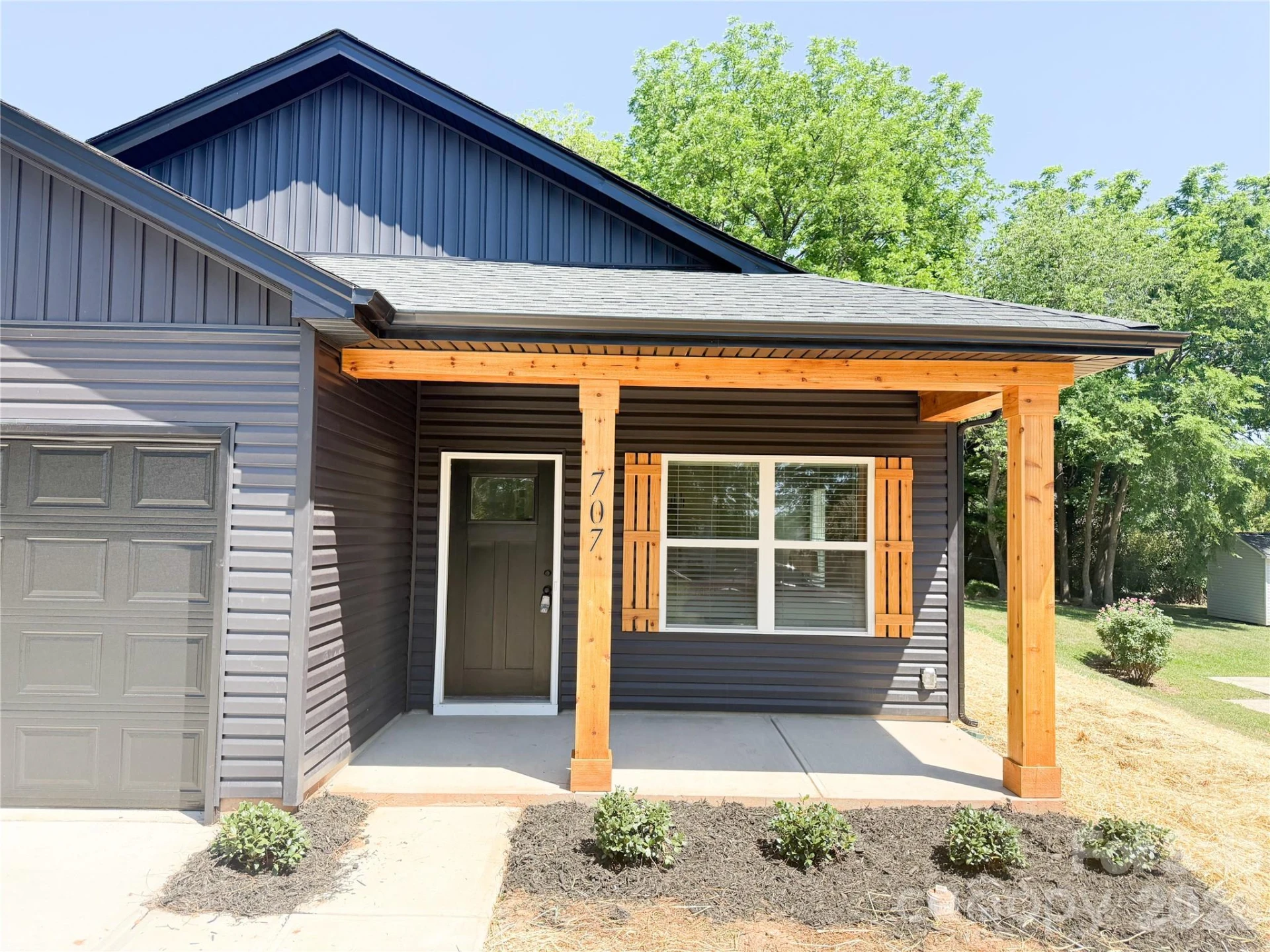 707 Robin Avenue - Photo 3