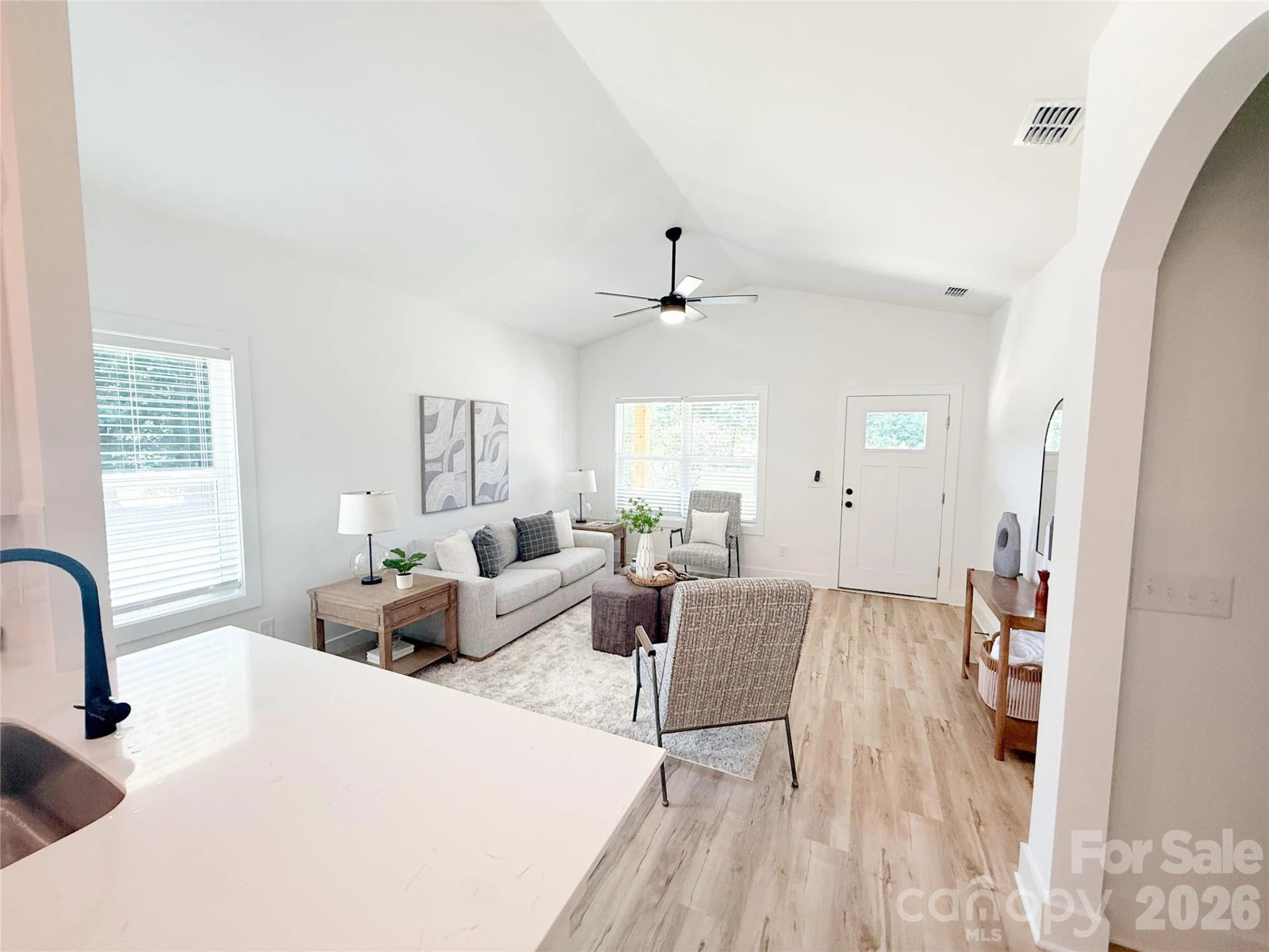 707 Robin Avenue - Photo 8