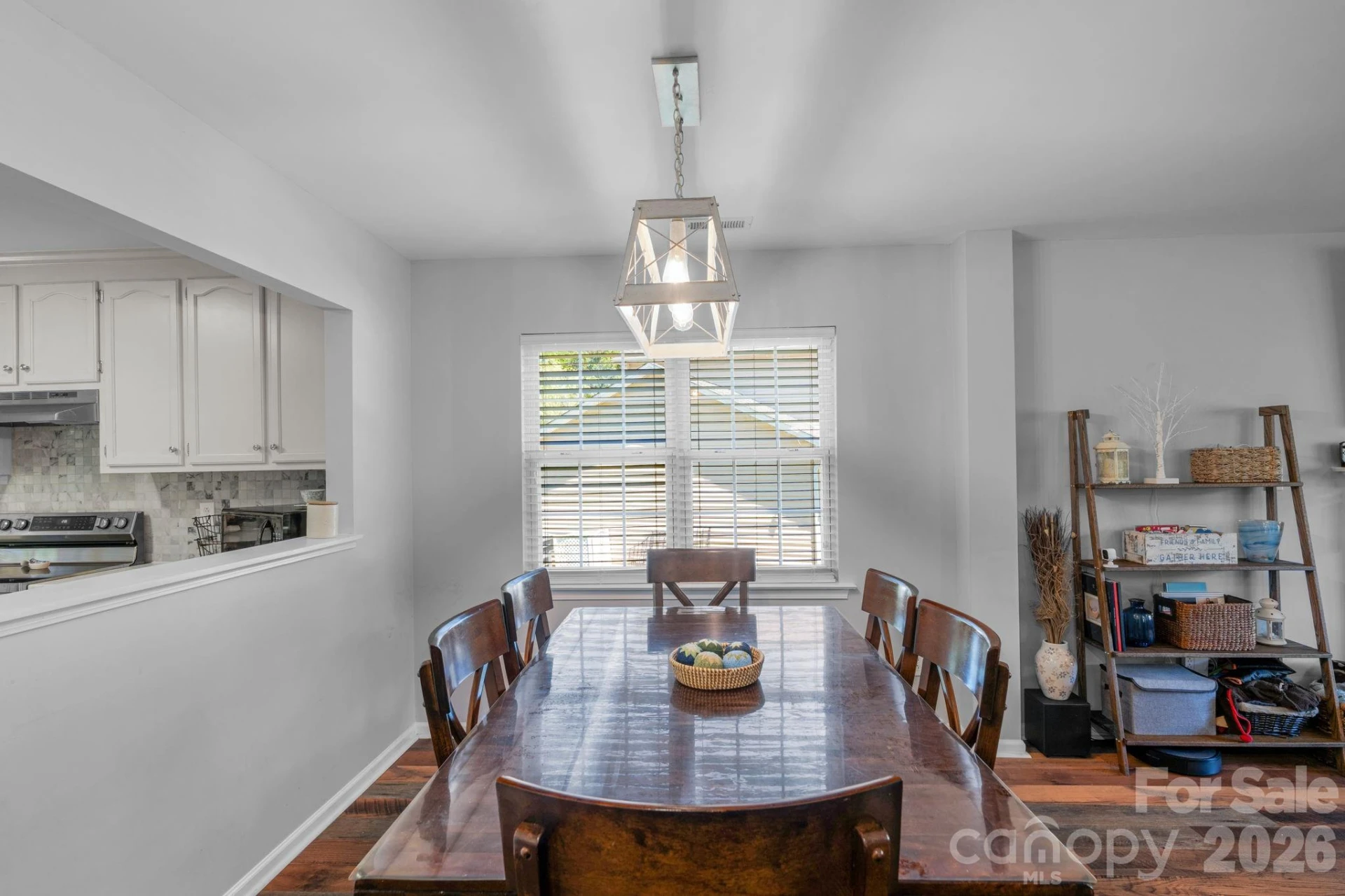 107 Howe Street - Photo 11