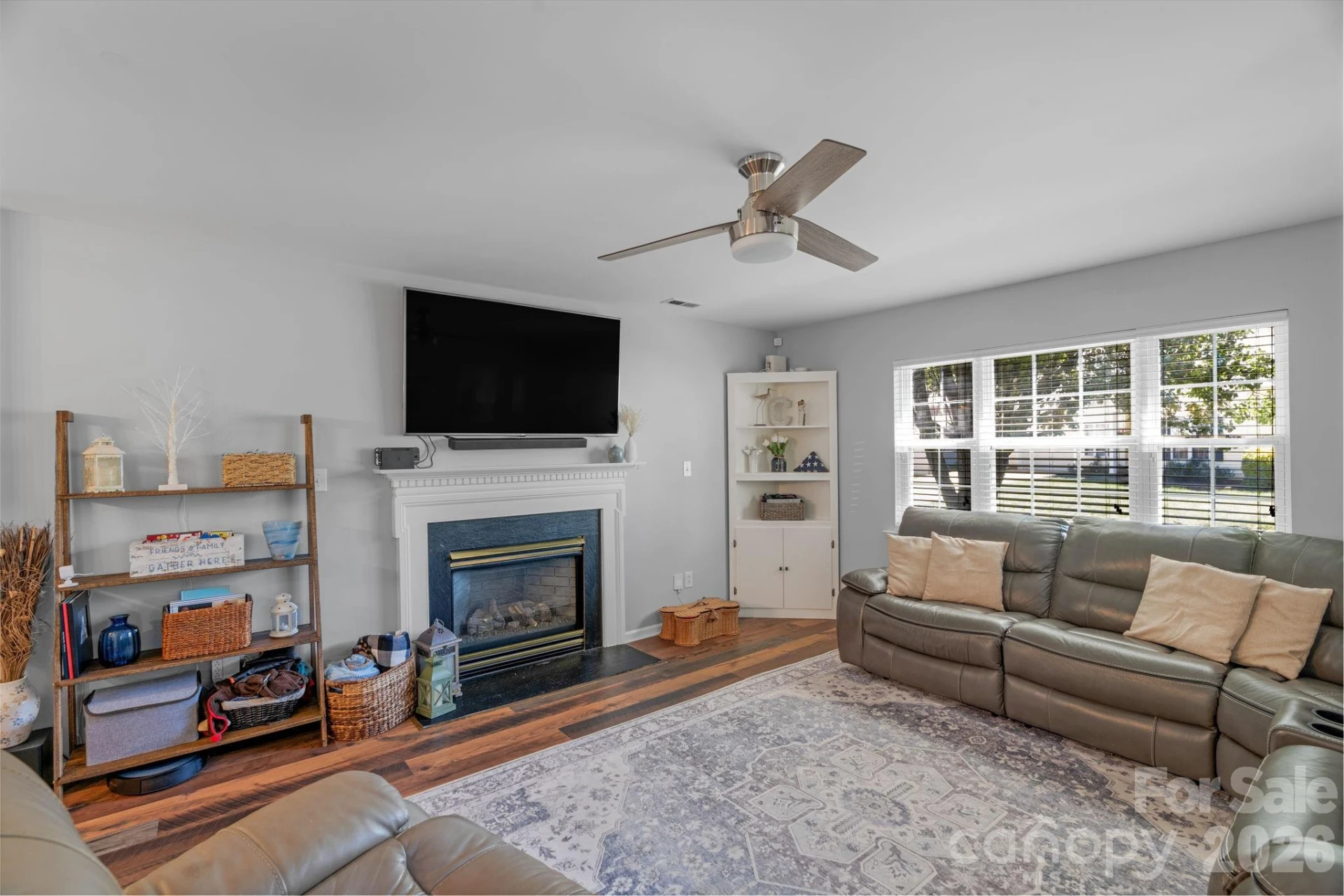 107 Howe Street - Photo 6