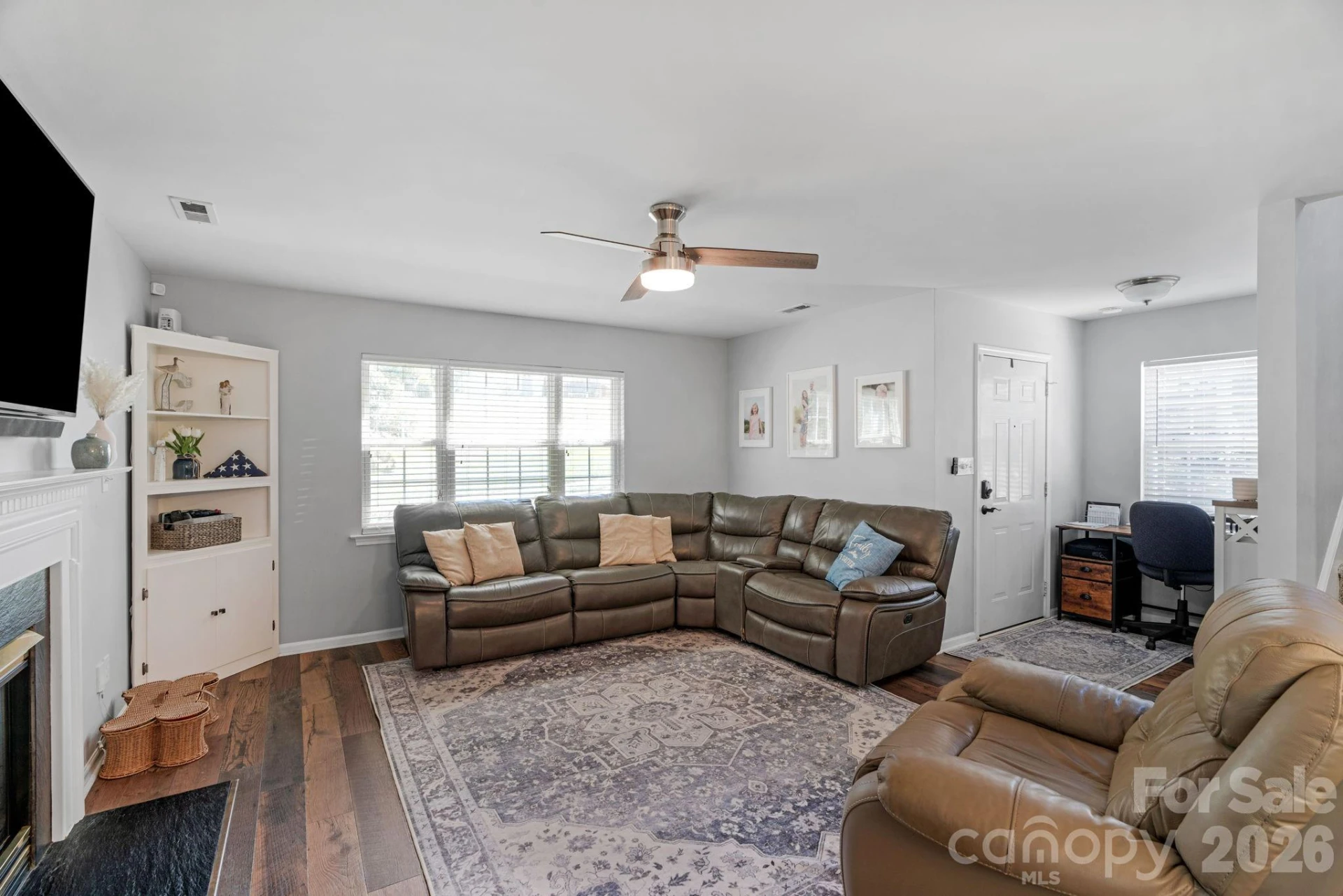 107 Howe Street - Photo 7