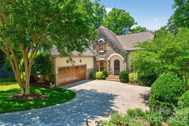 5138 Watermead Lane