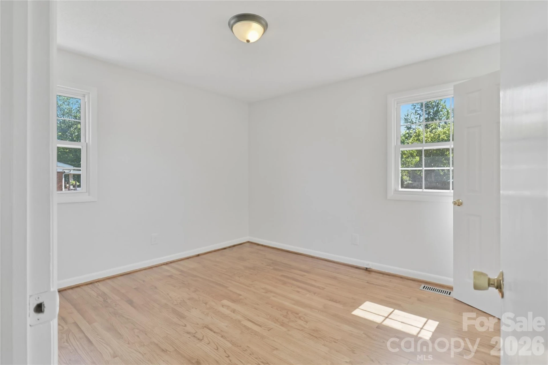 1102 12th Street - Photo 23