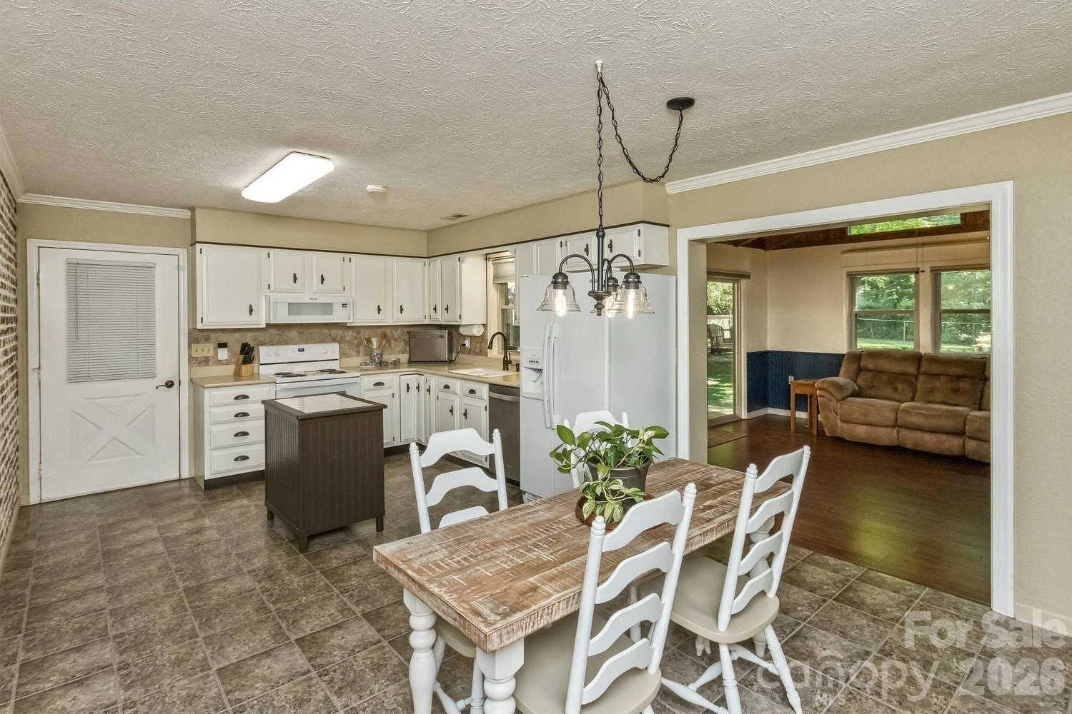 29 Greenwood Forest Drive - Photo 8
