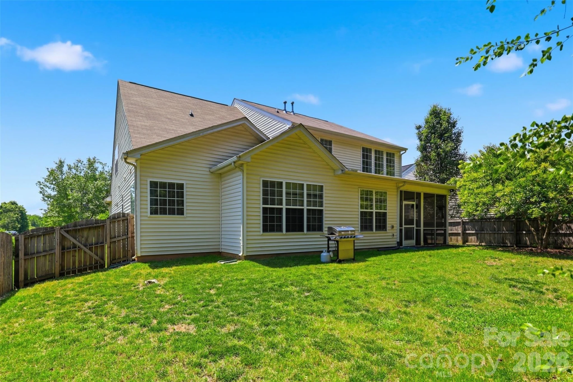 3161 Pine Bluff Way - Photo 35