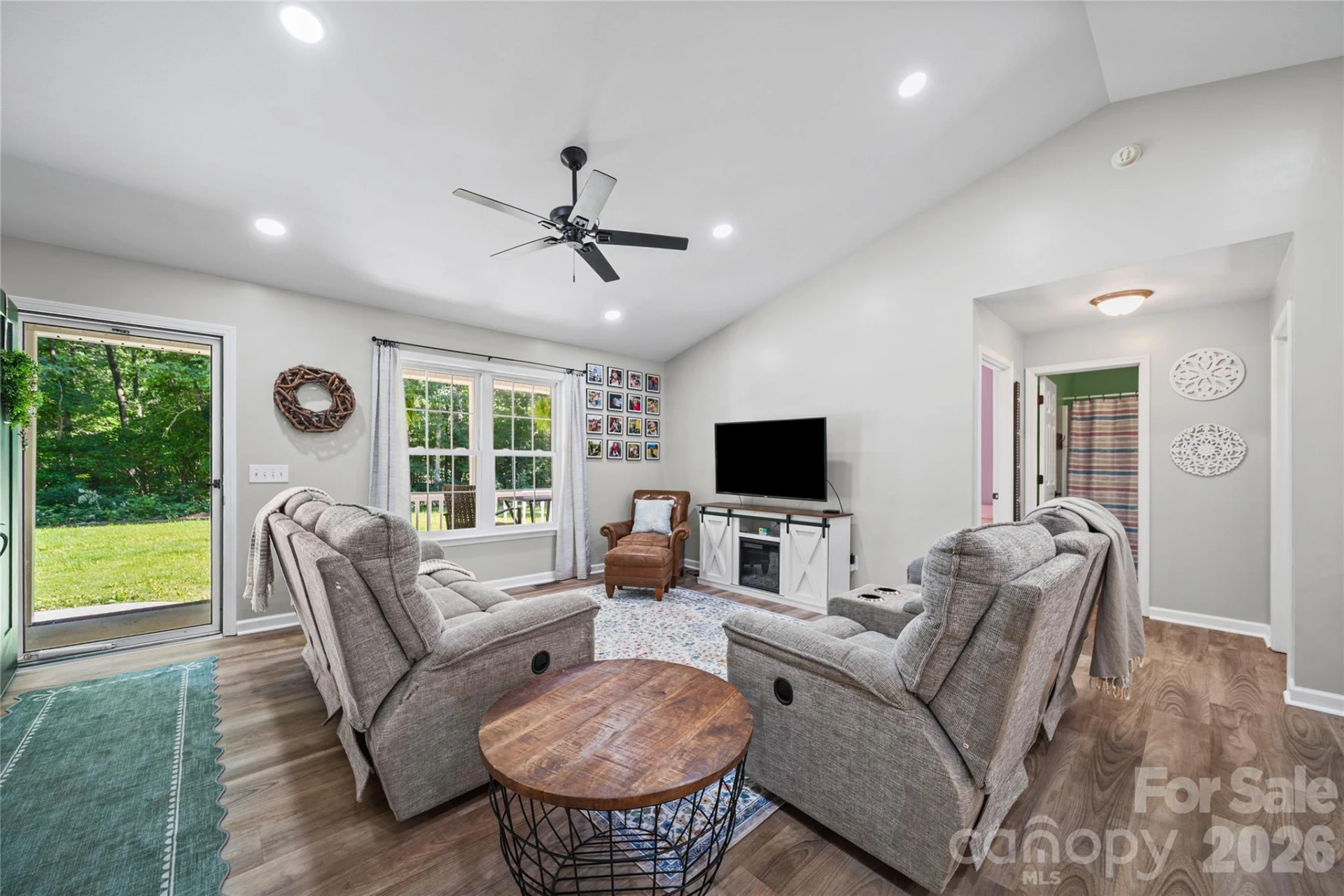 39328 Holly Ridge Road - Photo 8