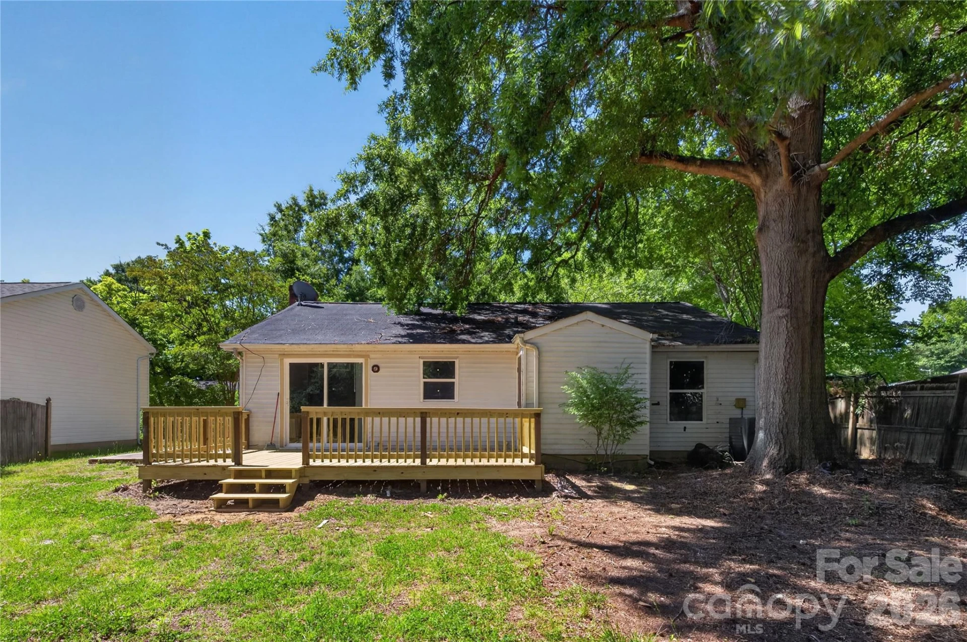 5911 Morninglow Court - Photo 18