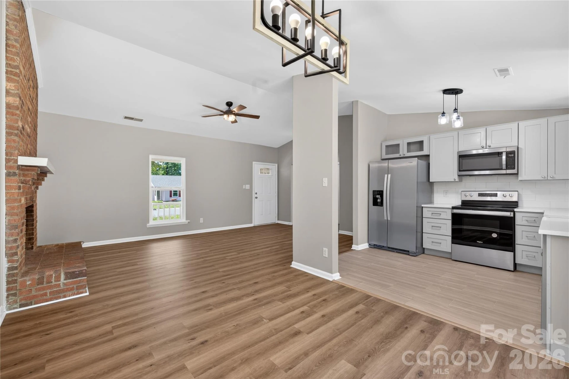 5911 Morninglow Court - Photo 5