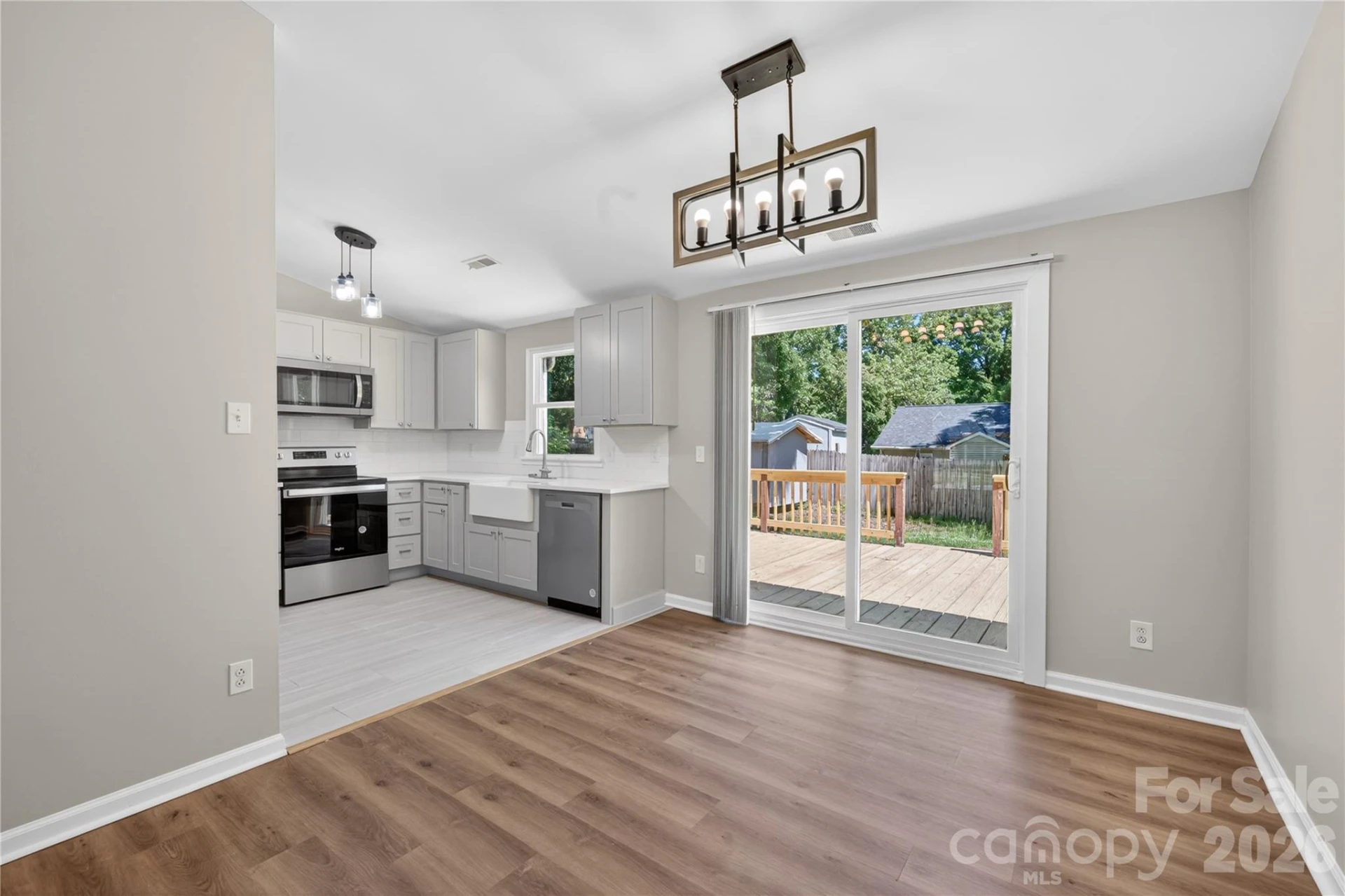 5911 Morninglow Court - Photo 9