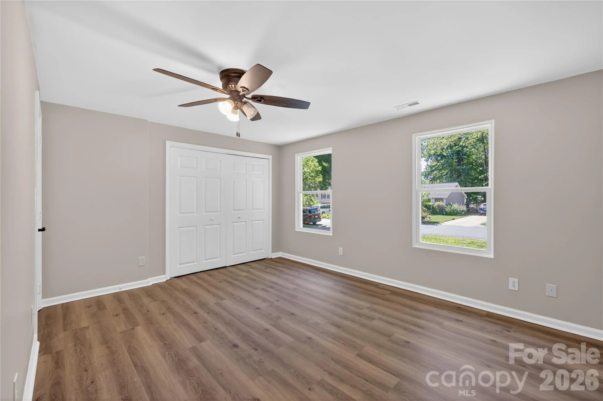 5911 Morninglow Court - Photo 10