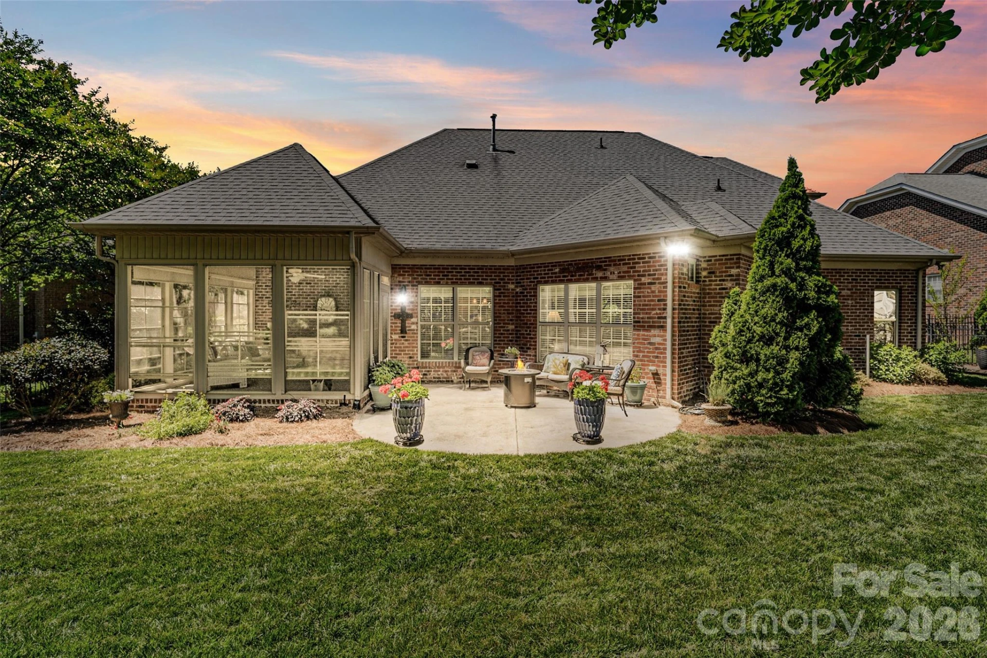 2005 Sugar Mill Road - Photo 2