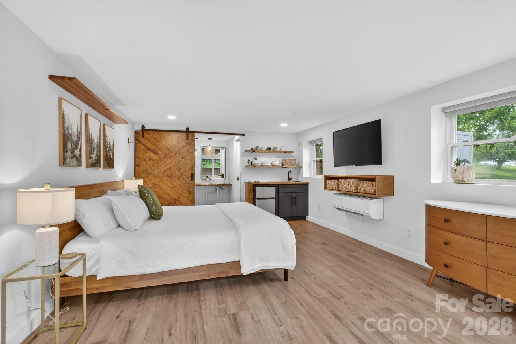 140 Dunbar Street - Photo 3
