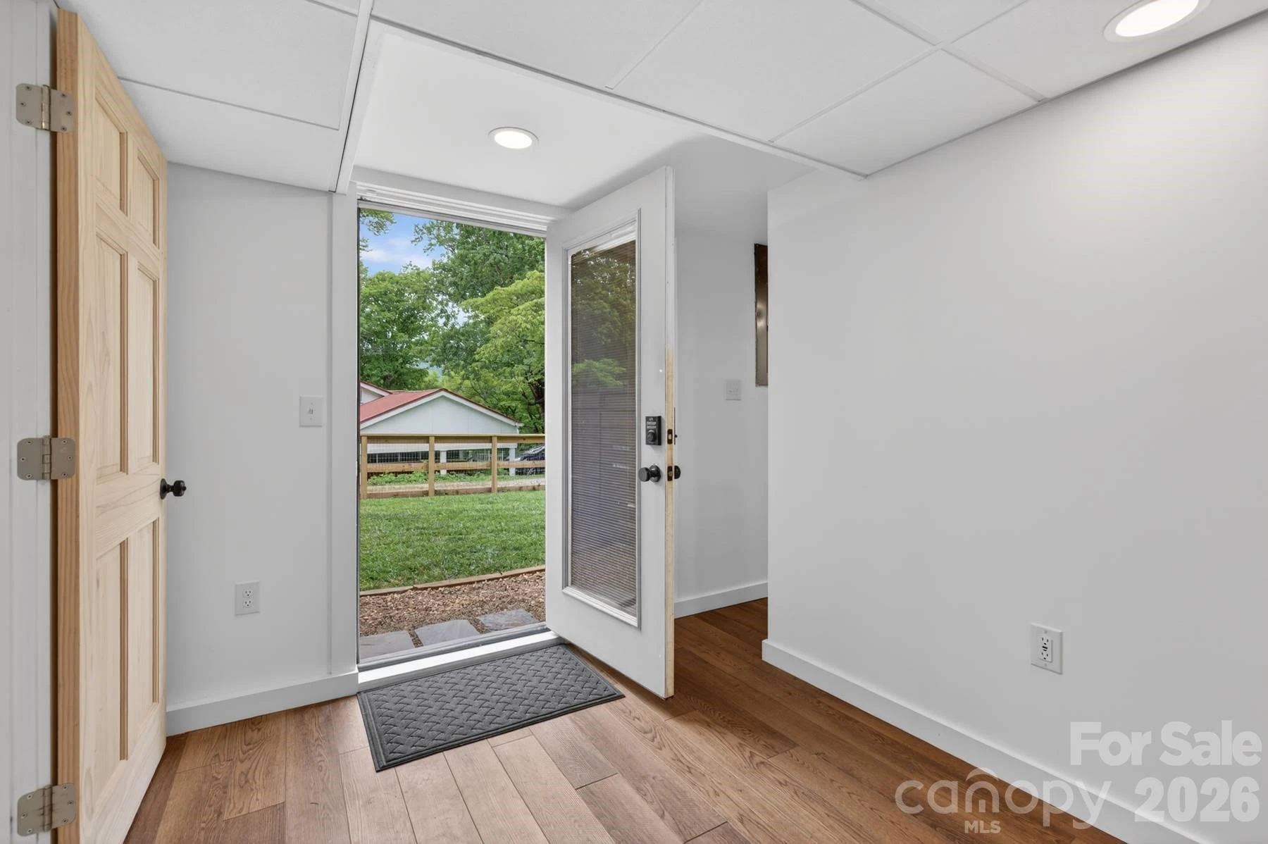 140 Dunbar Street - Photo 27