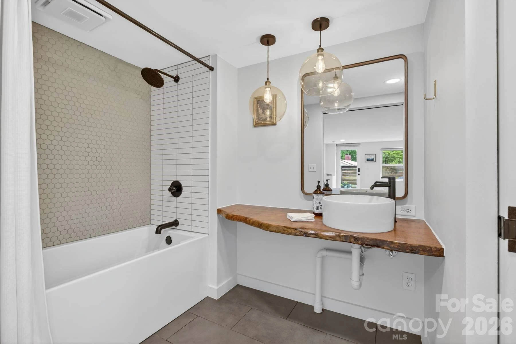 140 Dunbar Street - Photo 35