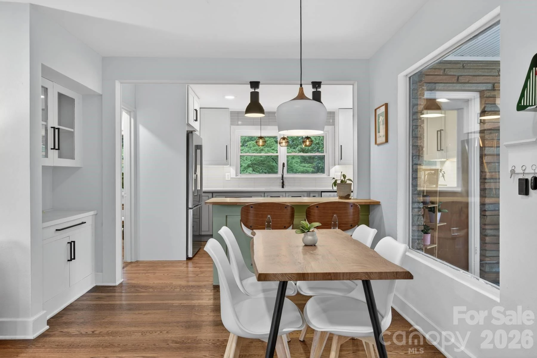 140 Dunbar Street - Photo 9