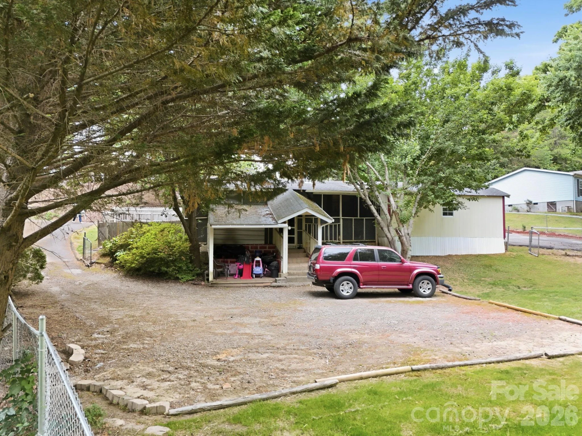 405 Gray Court - Photo 18