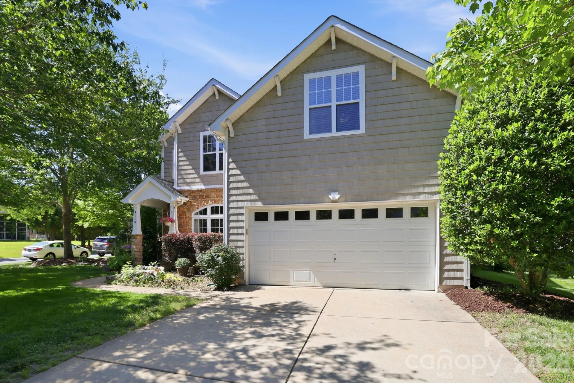9118 Spratt Lane - Photo 3