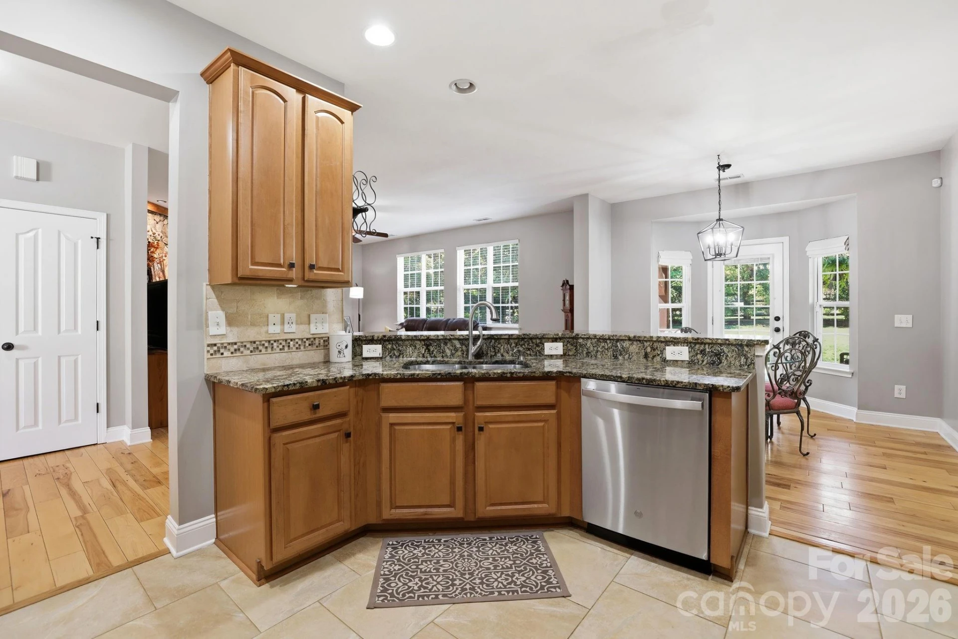 9118 Spratt Lane - Photo 9
