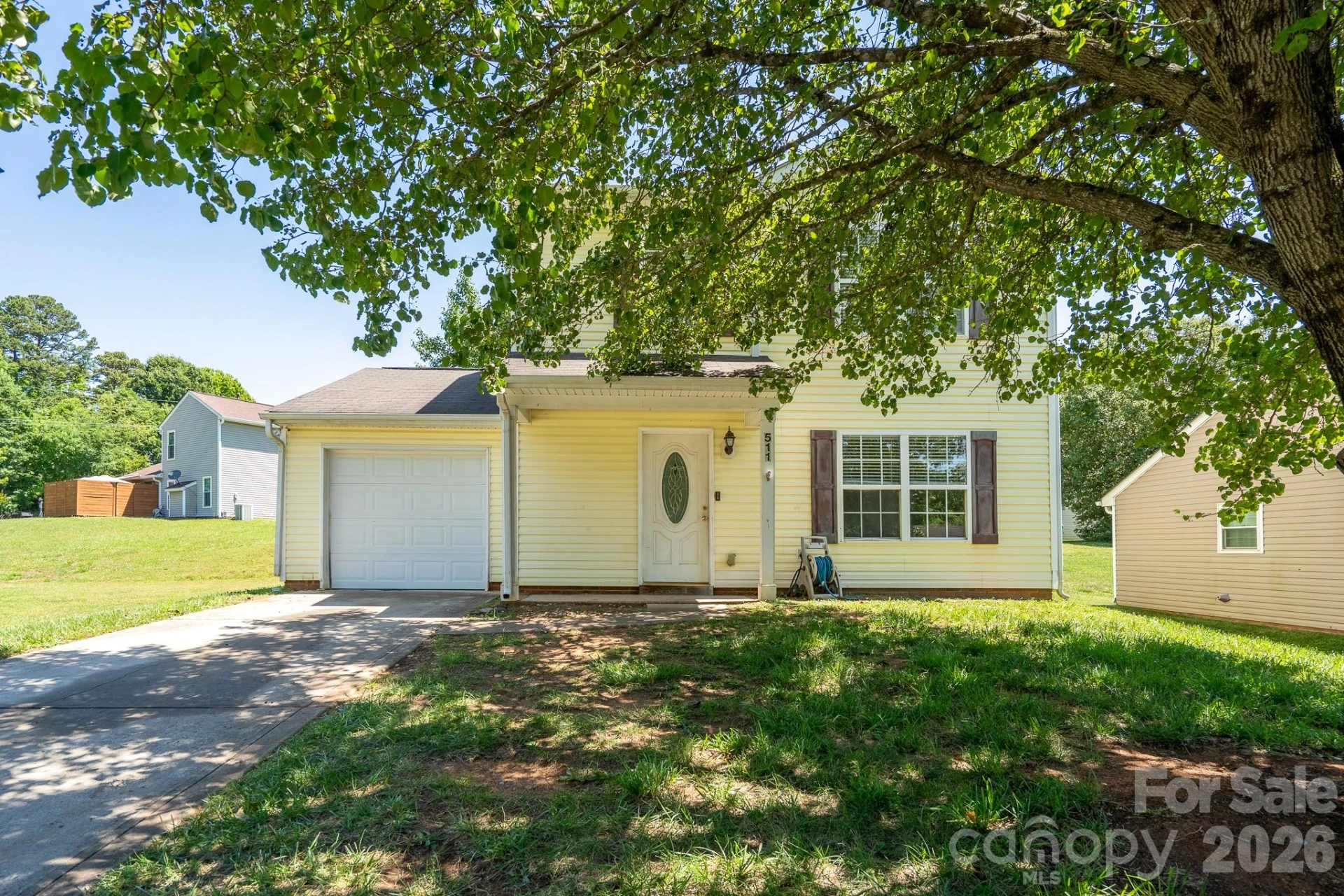 511 Lightspun Lane