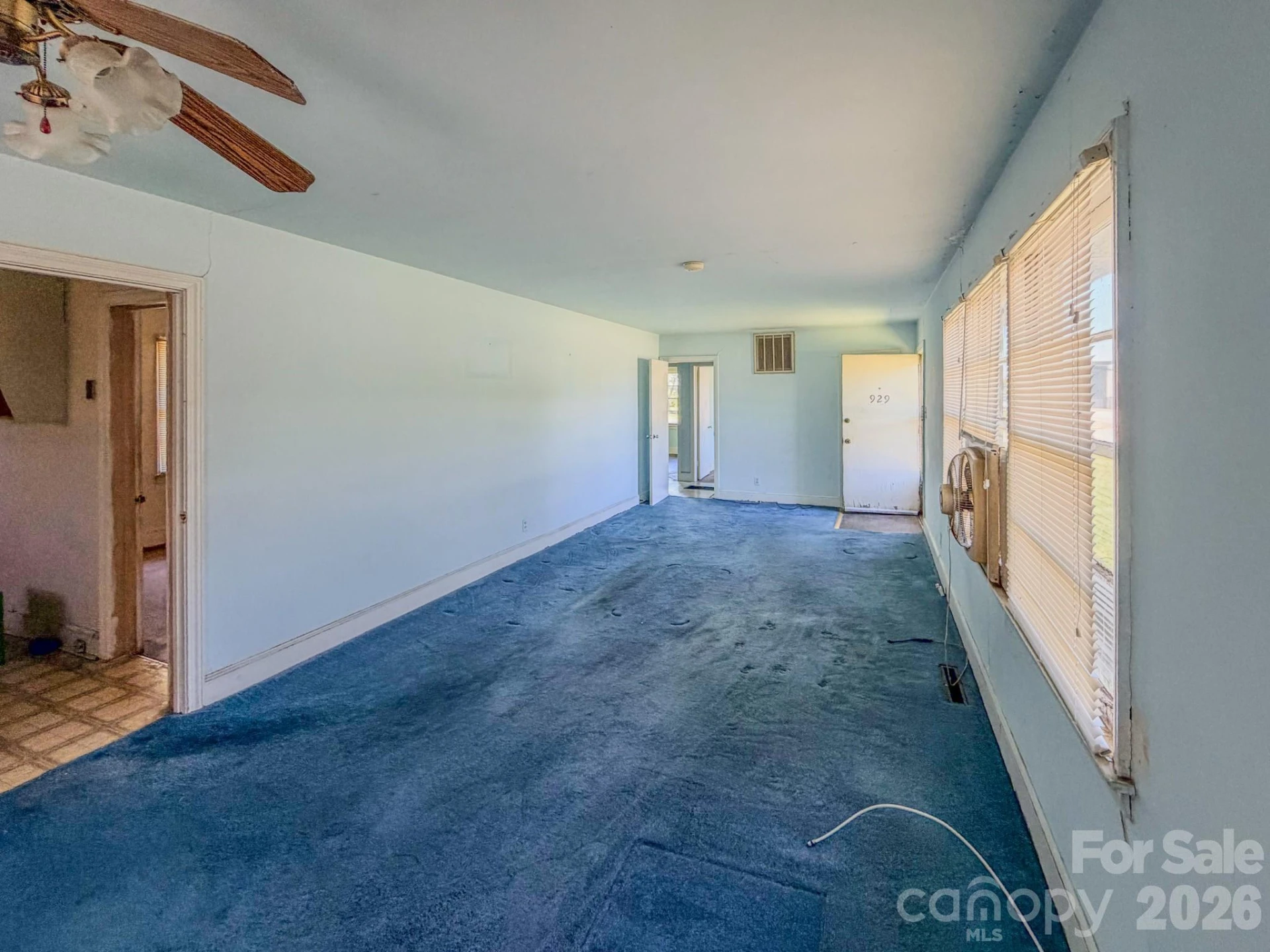 929 Mt Gallant Drive - Photo 2