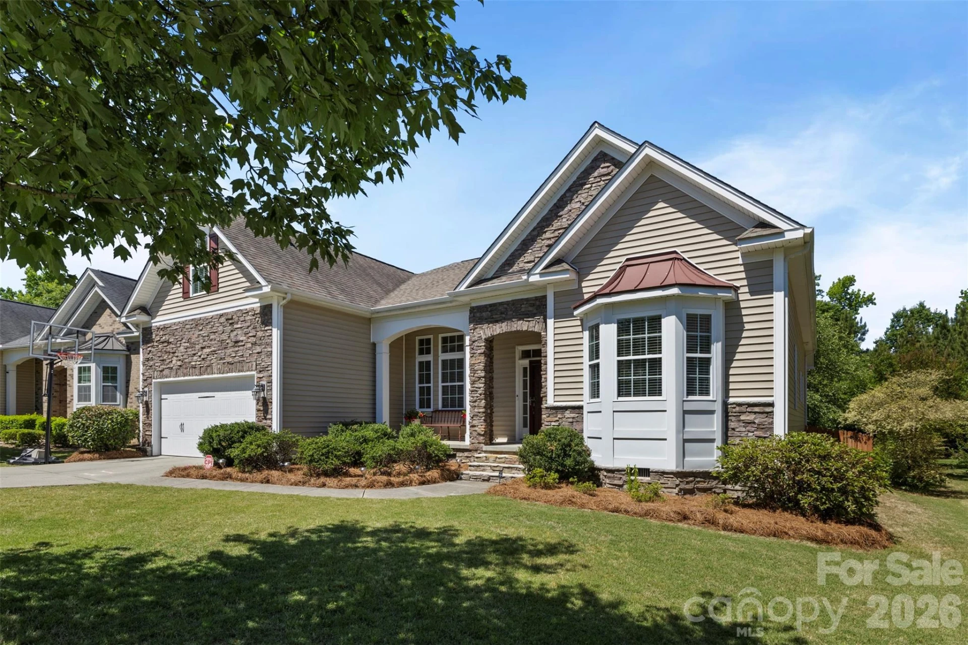 4045 Hickory View Drive - Photo 2