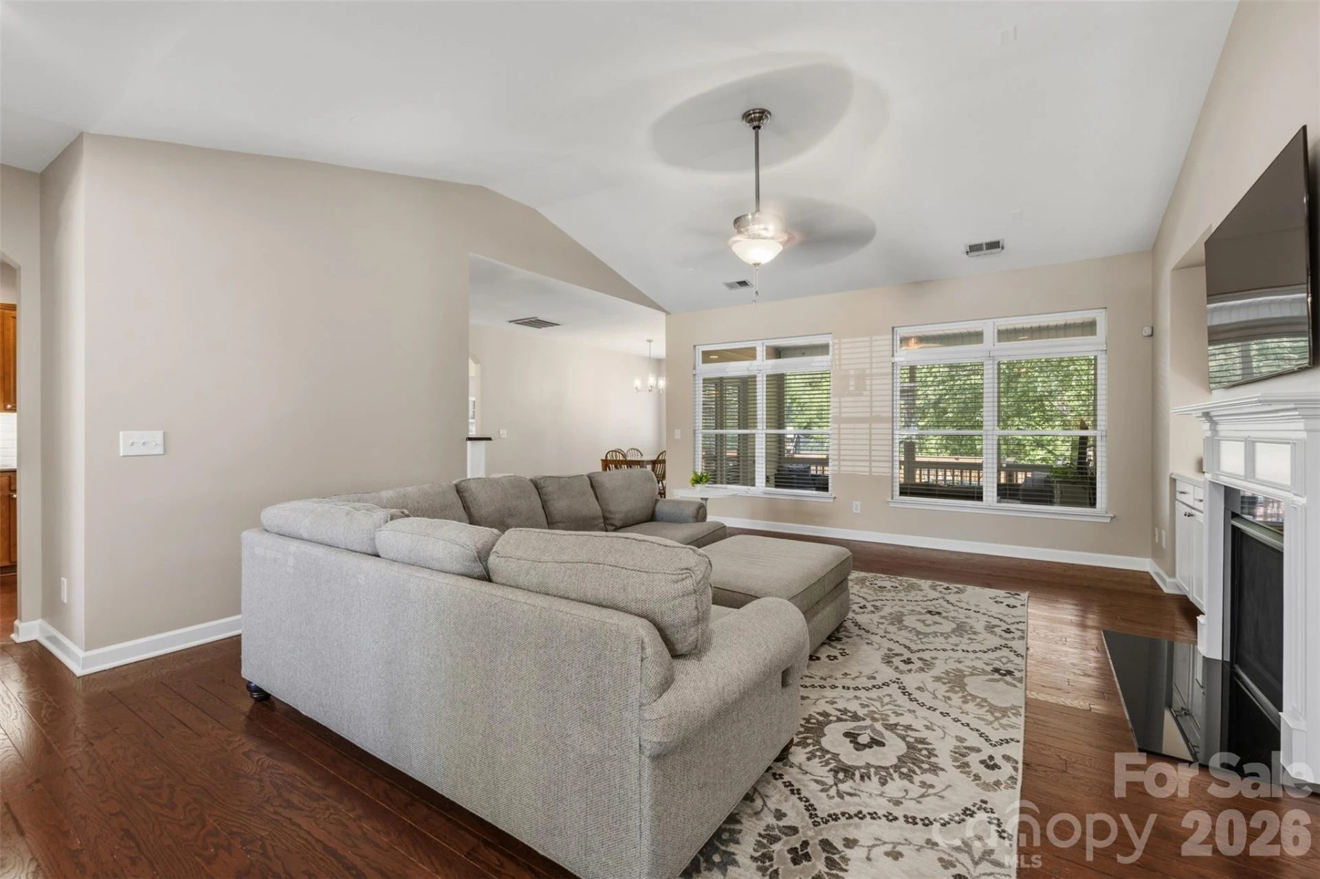 4045 Hickory View Drive - Photo 10