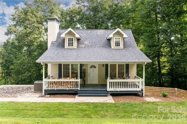 8 Coffey Place, Asheville, NC, 28806